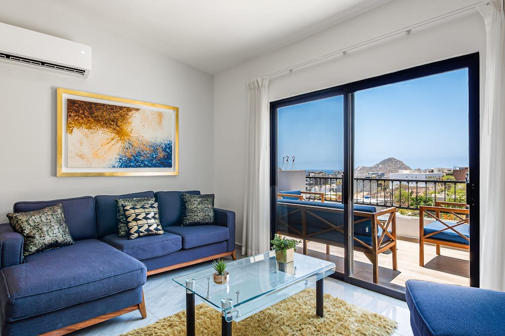 Morgan Residences 607 @ Boutique Hotel with pool, gym & spa