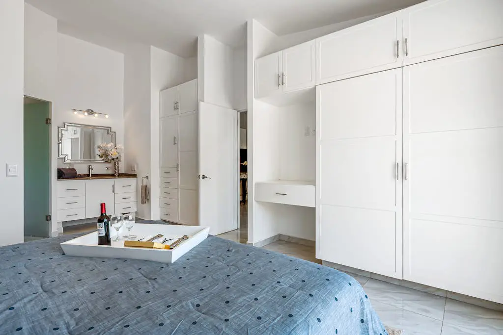Morgan Residences 607 @ Boutique Hotel with pool, gym & spa