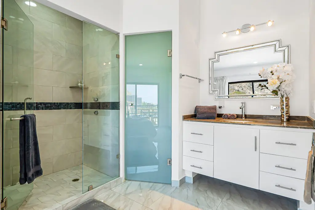 Morgan Residences 607 @ Boutique Hotel with pool, gym & spa