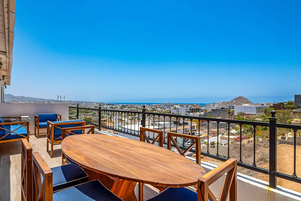 Morgan Residences 607 @ Boutique Hotel with pool, gym & spa