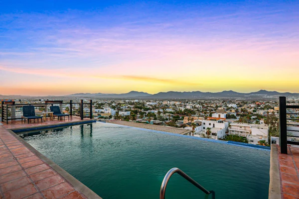 Morgan Residences 607B @ Boutique Hotel with pool, gym, spa