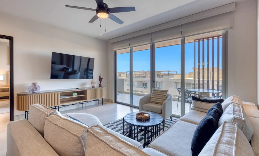 Luxury Cabo condo with multiple pools, pickleball, gym & rooftop
