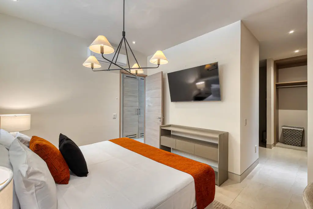 Peaceful condo with resort pool, high-speed WiFi & relaxing outdoor space