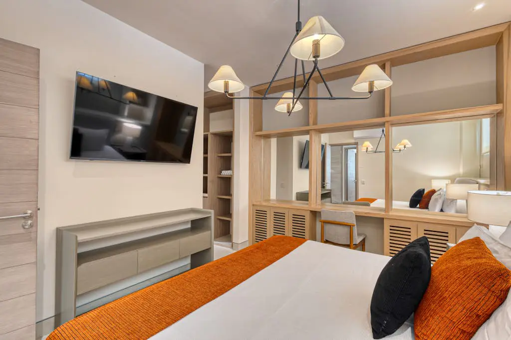 Peaceful condo with resort pool, high-speed WiFi & relaxing outdoor space