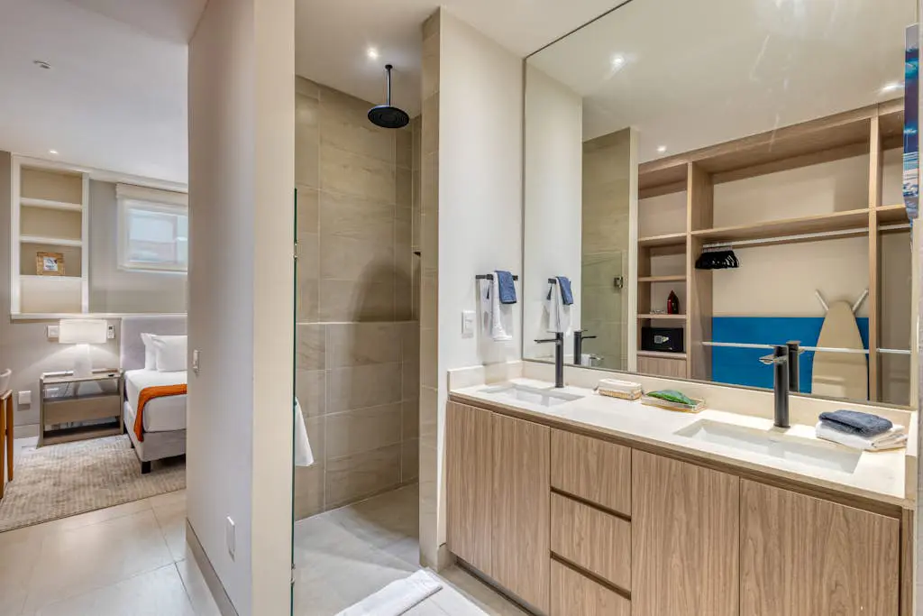 Peaceful condo with resort pool, high-speed WiFi & relaxing outdoor space