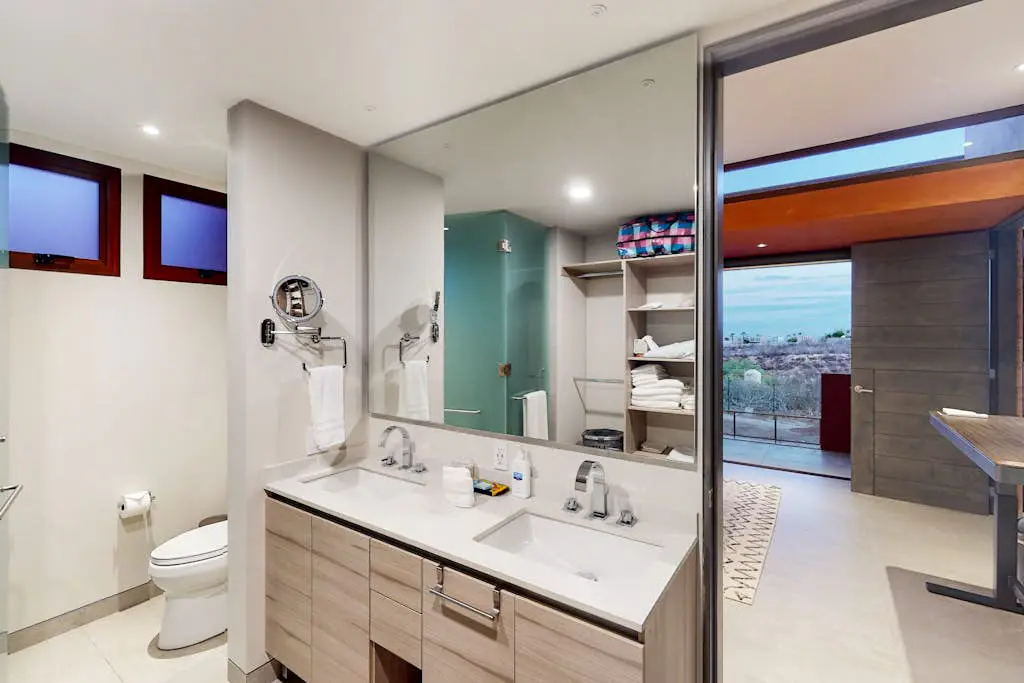 Luxury house with private pool, ocean view, inviting balcony & elegant charm