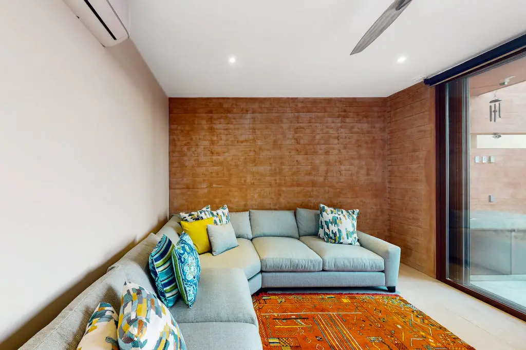 Luxury house with private pool, ocean view, inviting balcony & elegant charm