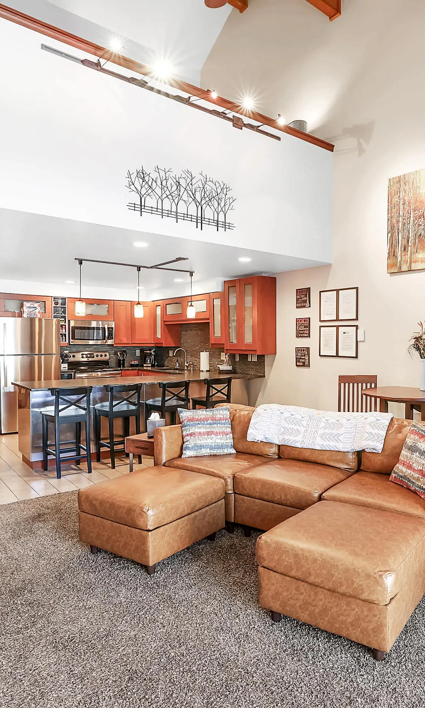 Sunny McCall Getaway Sleeps 8, Pool & Walk To Lake