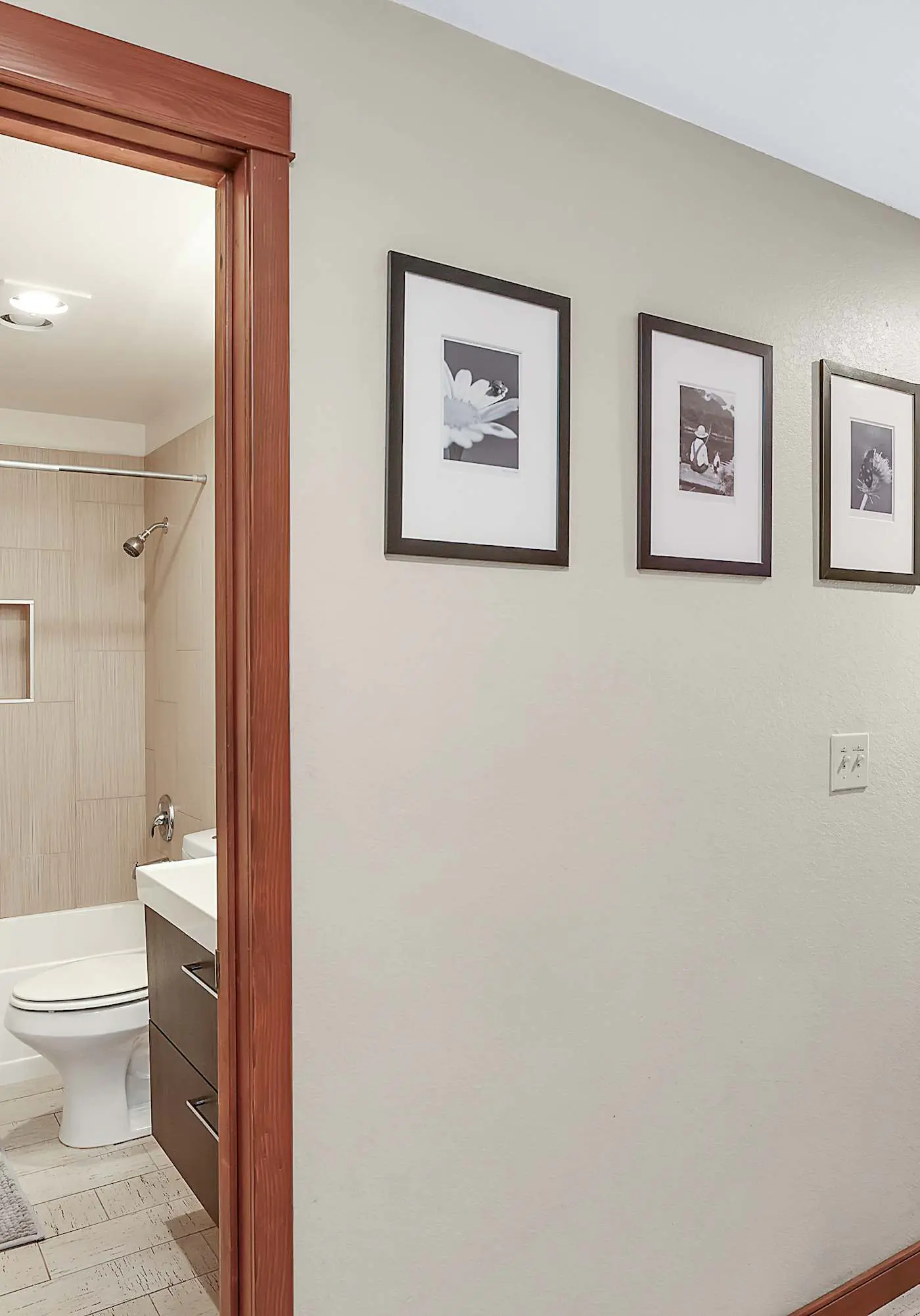 Sunny McCall Getaway Sleeps 8, Pool & Walk To Lake