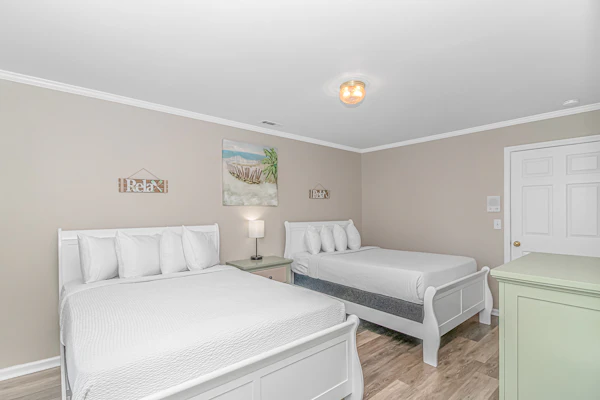 Stunning 2BR Ground Level Condo for 8! Savannah Shores 3