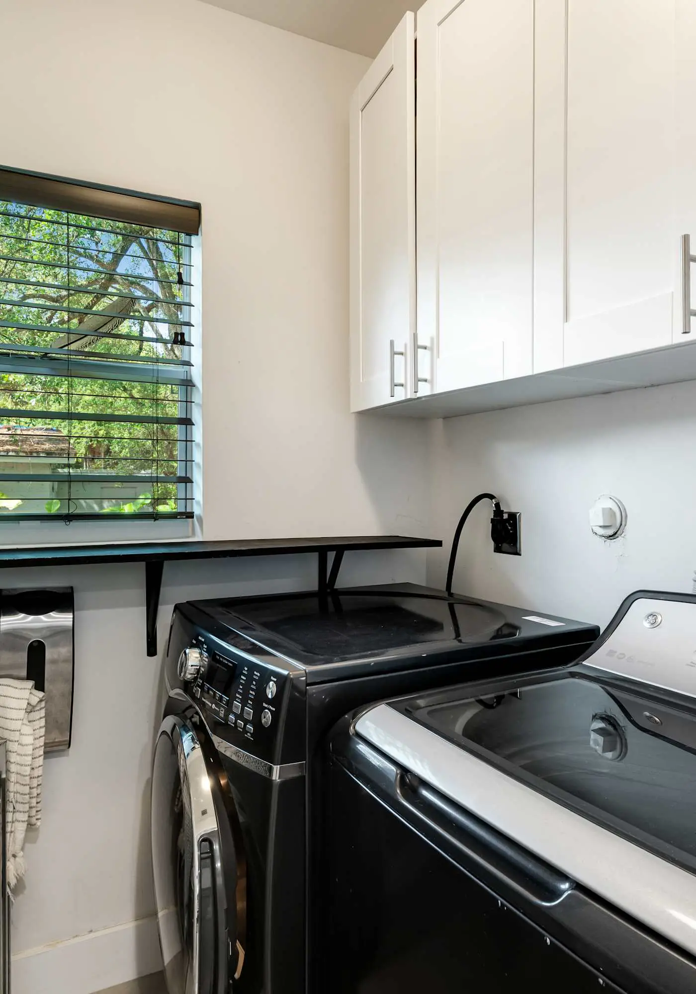 Hidden Palms- Family Oasis Near Beach & Las Olas