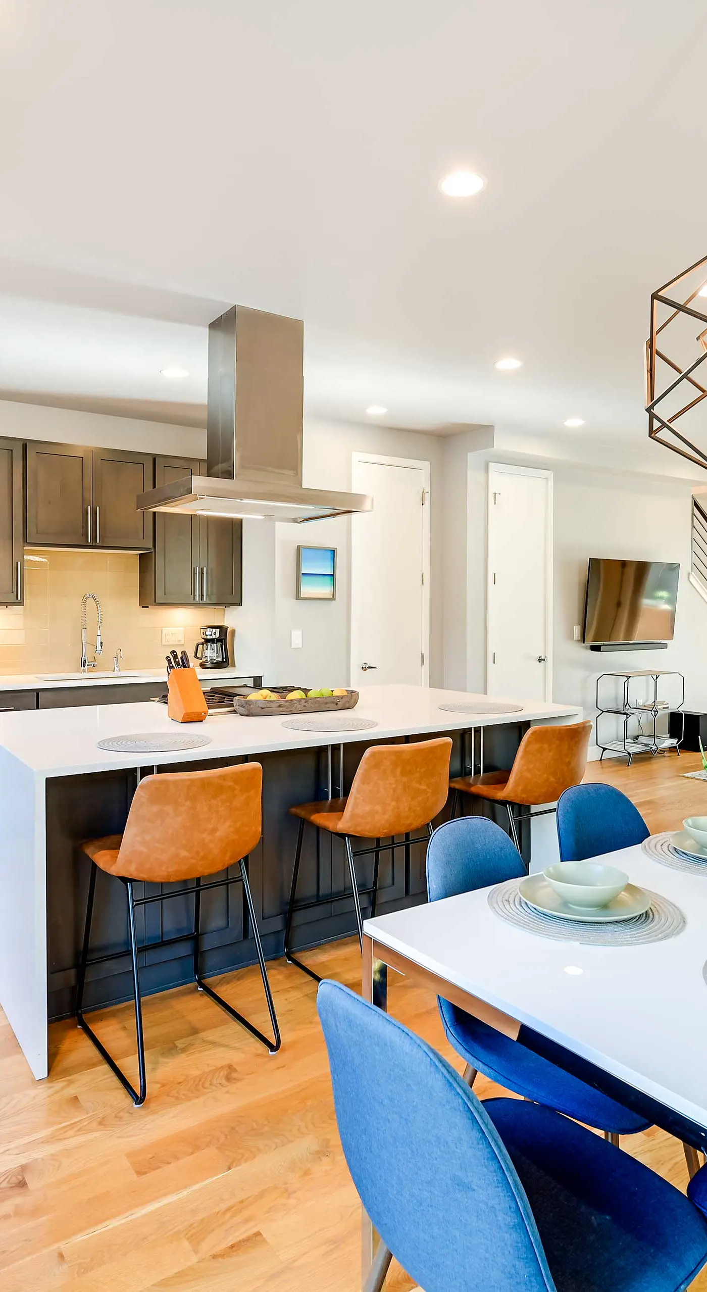 Heated Rooftop Deck & Mtn Views: Denver Retreat