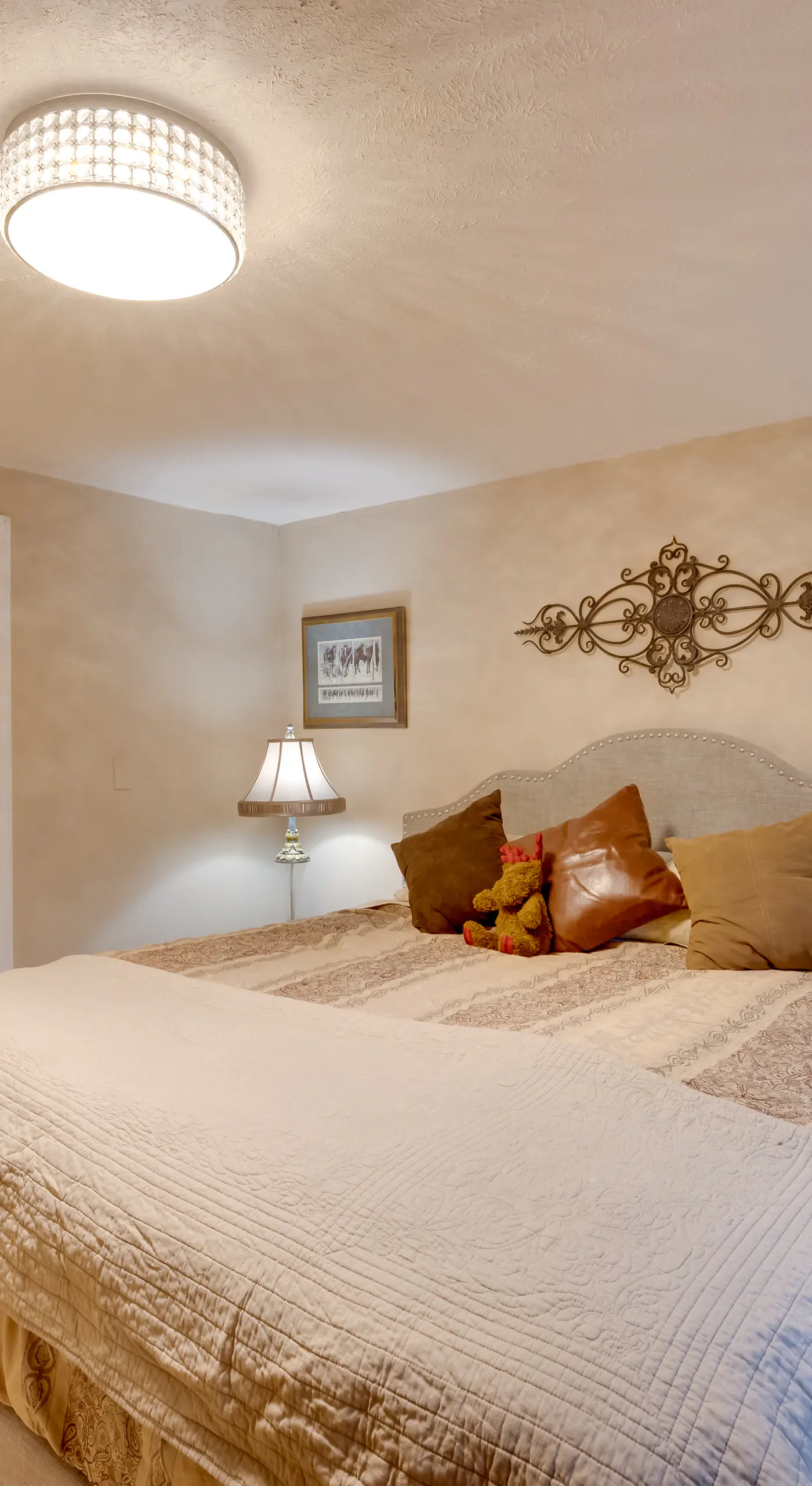 Secluded Elizabeth Apt on 3 Acres: Pets Welcome!