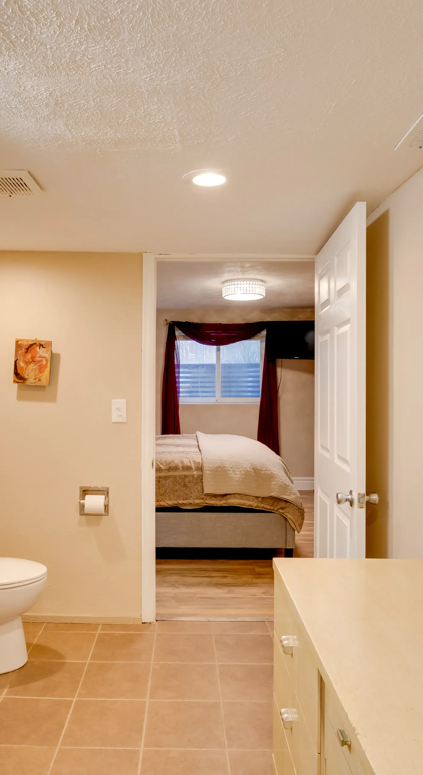 Secluded Elizabeth Apt on 3 Acres: Pets Welcome!