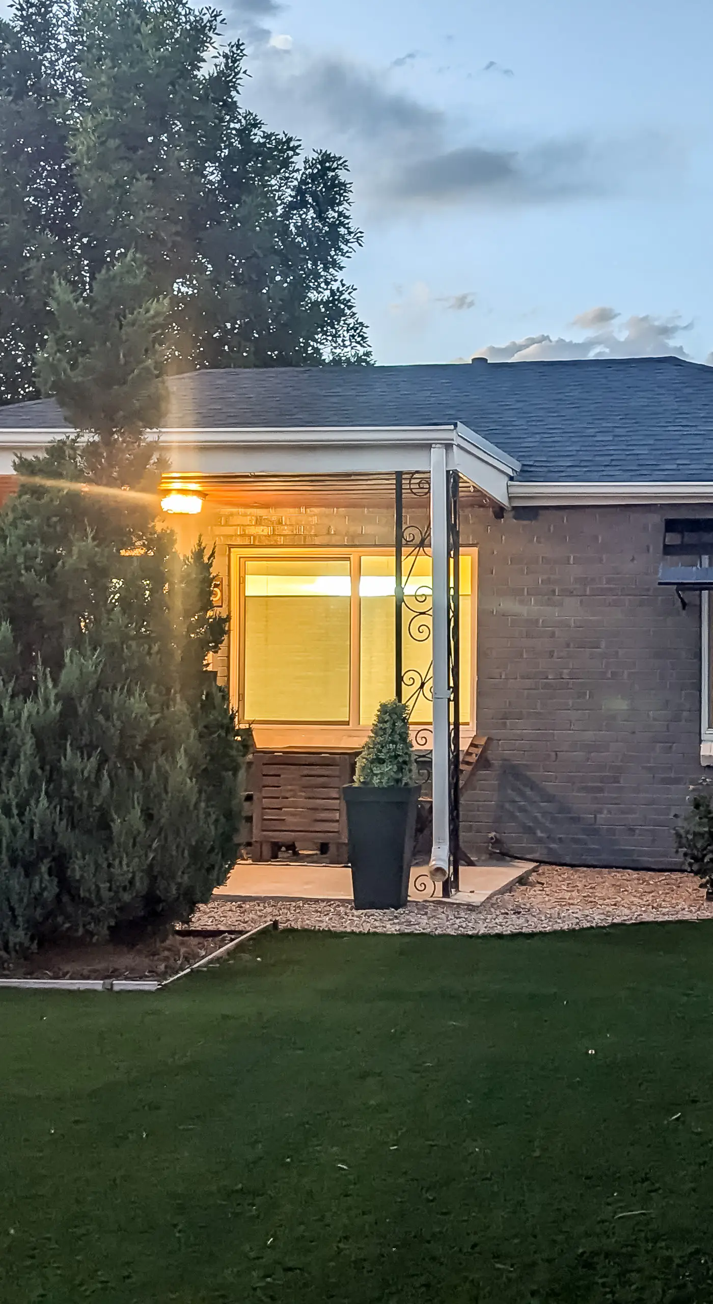 2 Mi to Dtwn: Home w/ Hot Tub in Denver!