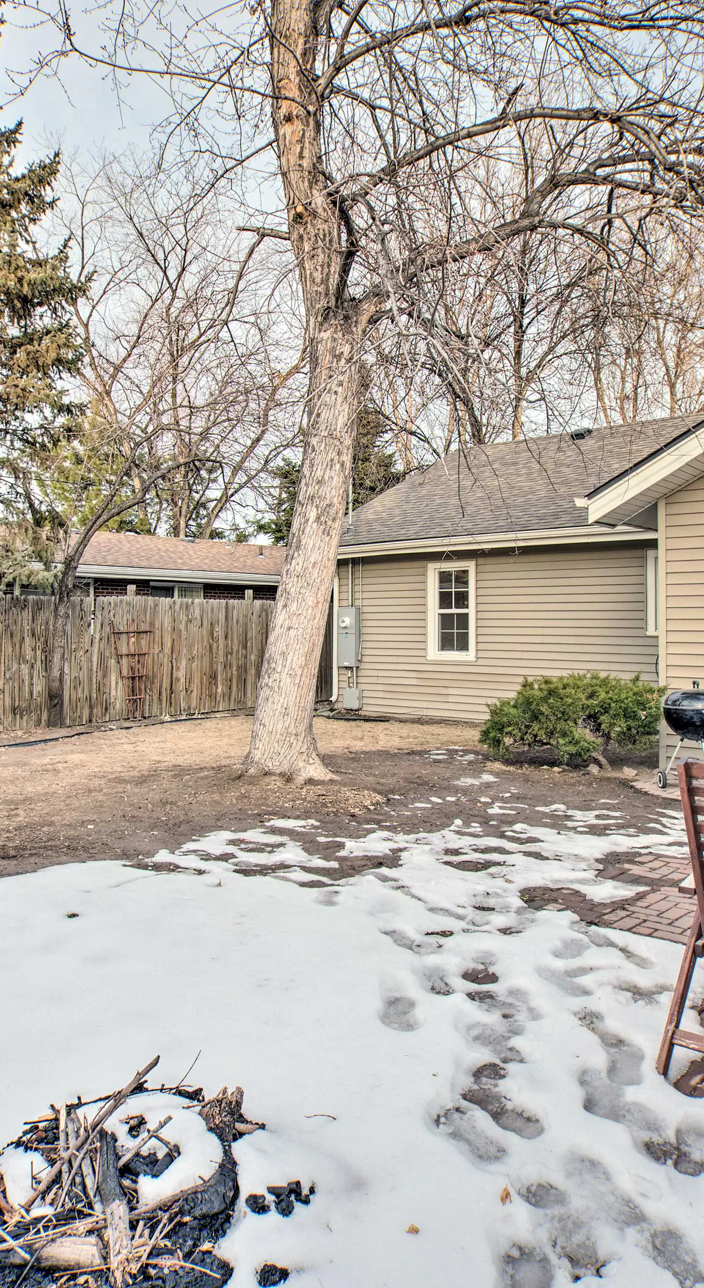Walkable Neighborhood: Family Home in Wheat Ridge