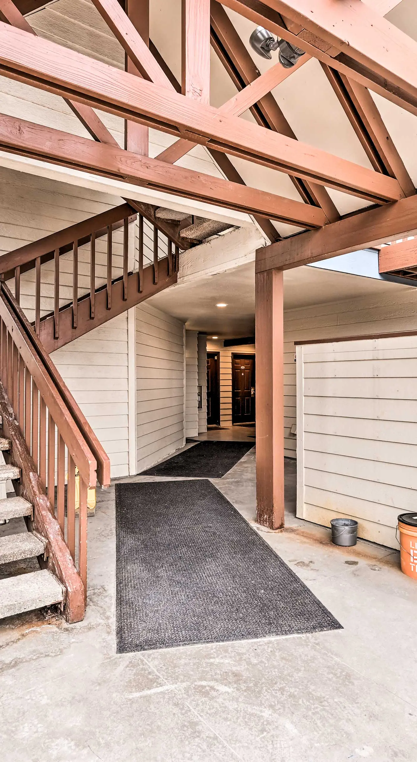 2 Blocks to Light Rail: Denver Unit w/ Kitchenette