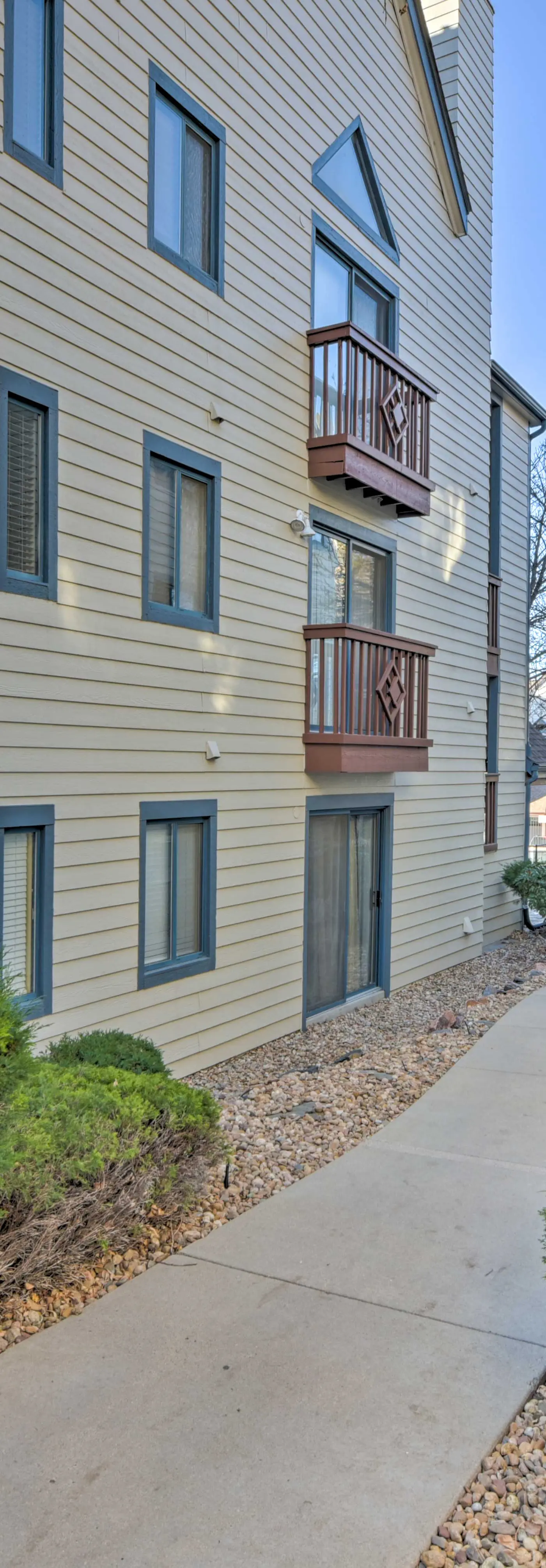 2 Blocks to Light Rail: Denver Unit w/ Kitchenette