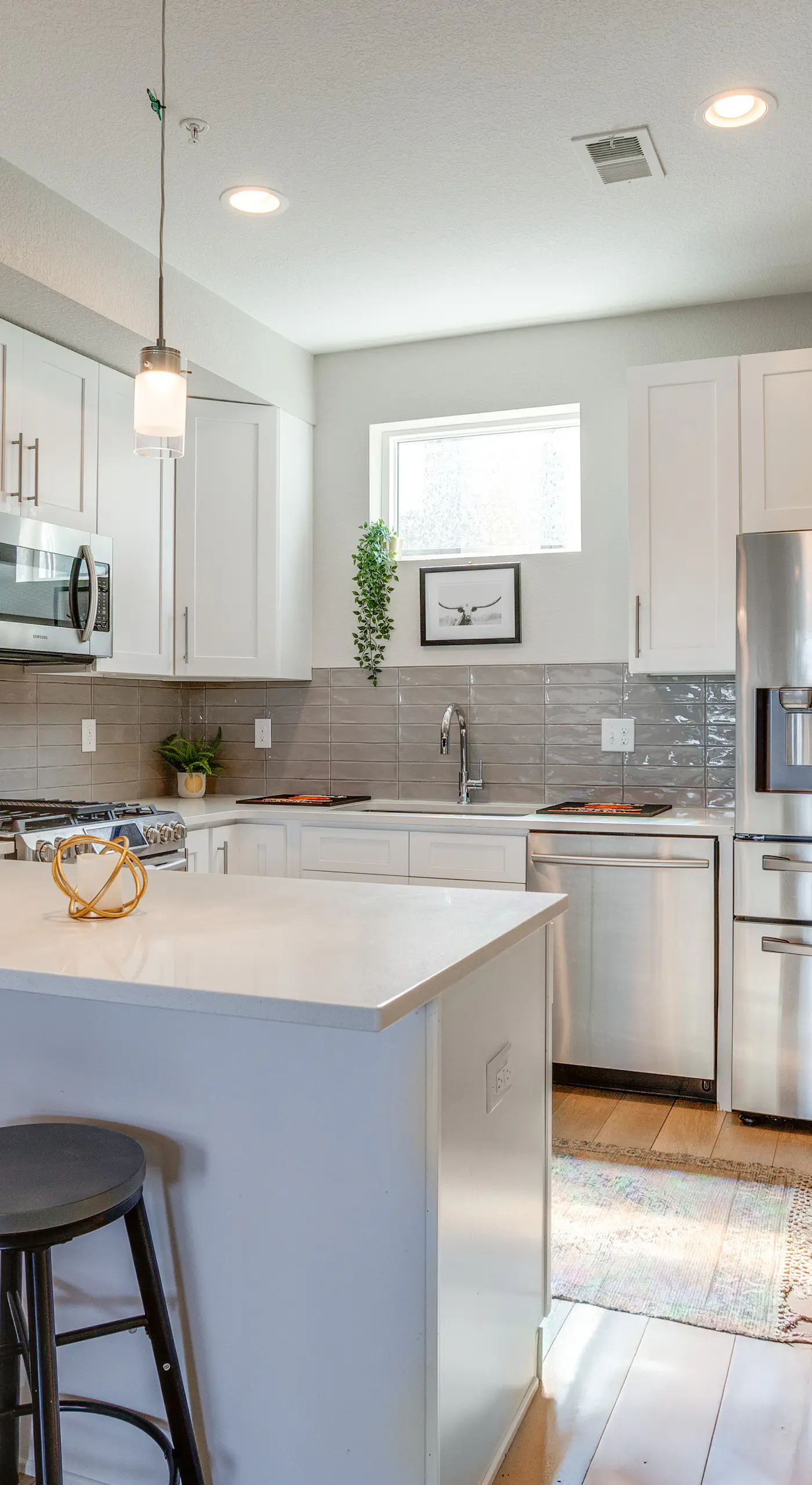 Rooftop Deck & Hot Tub: Walkable Denver Townhome