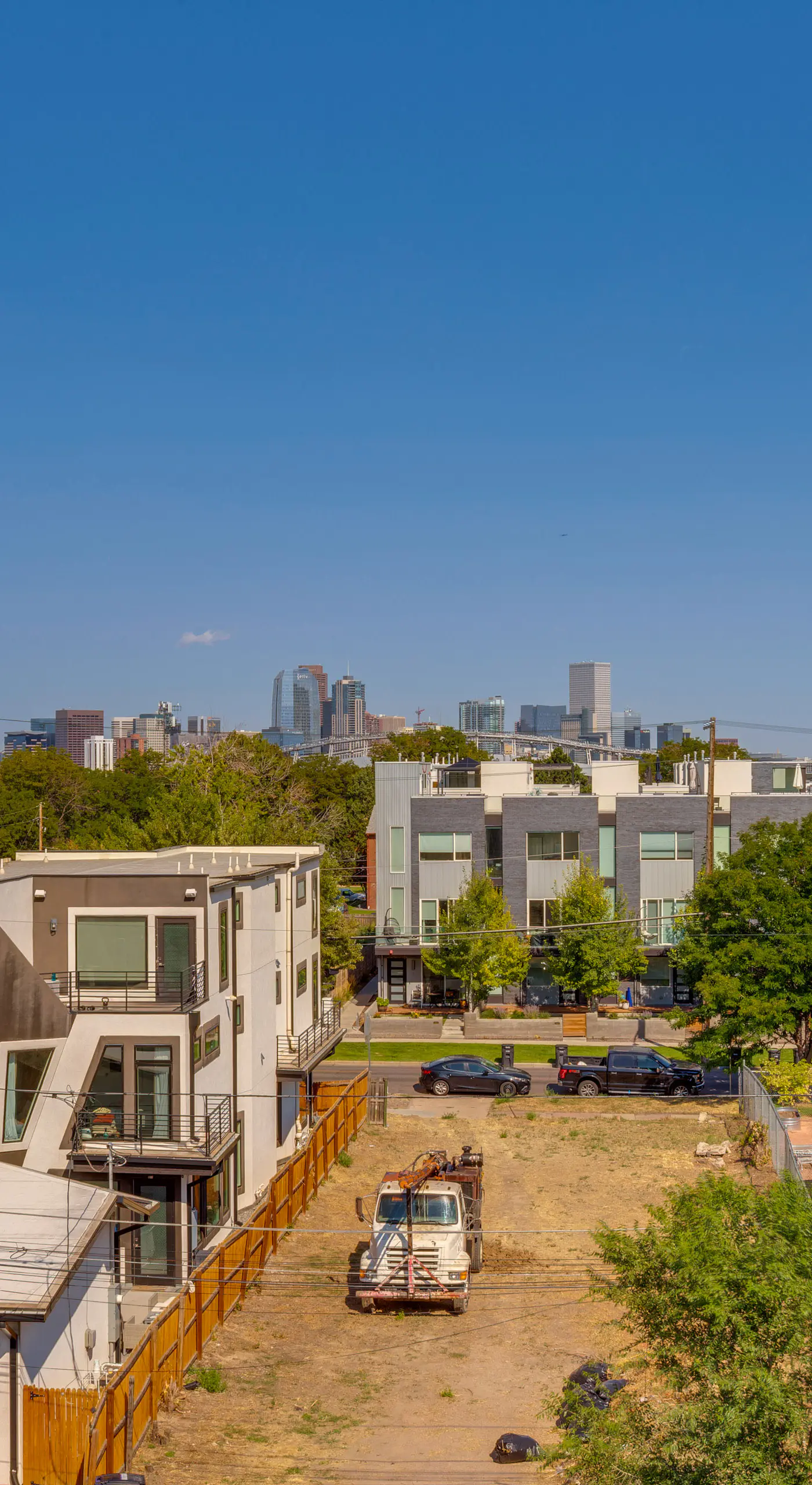 Rooftop Deck & Hot Tub: Walkable Denver Townhome