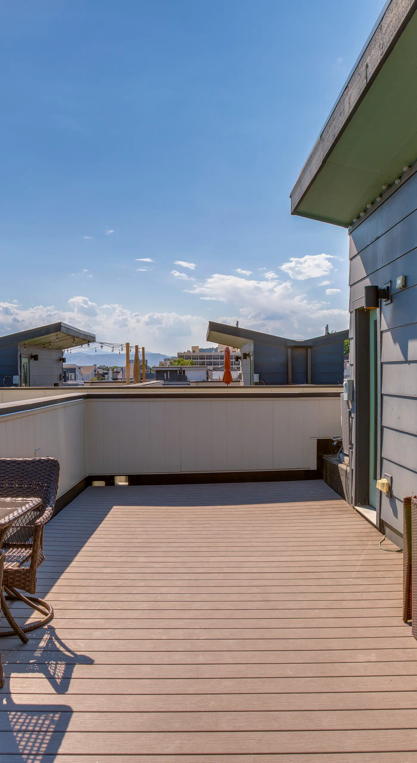 Rooftop Deck & Hot Tub: Walkable Denver Townhome