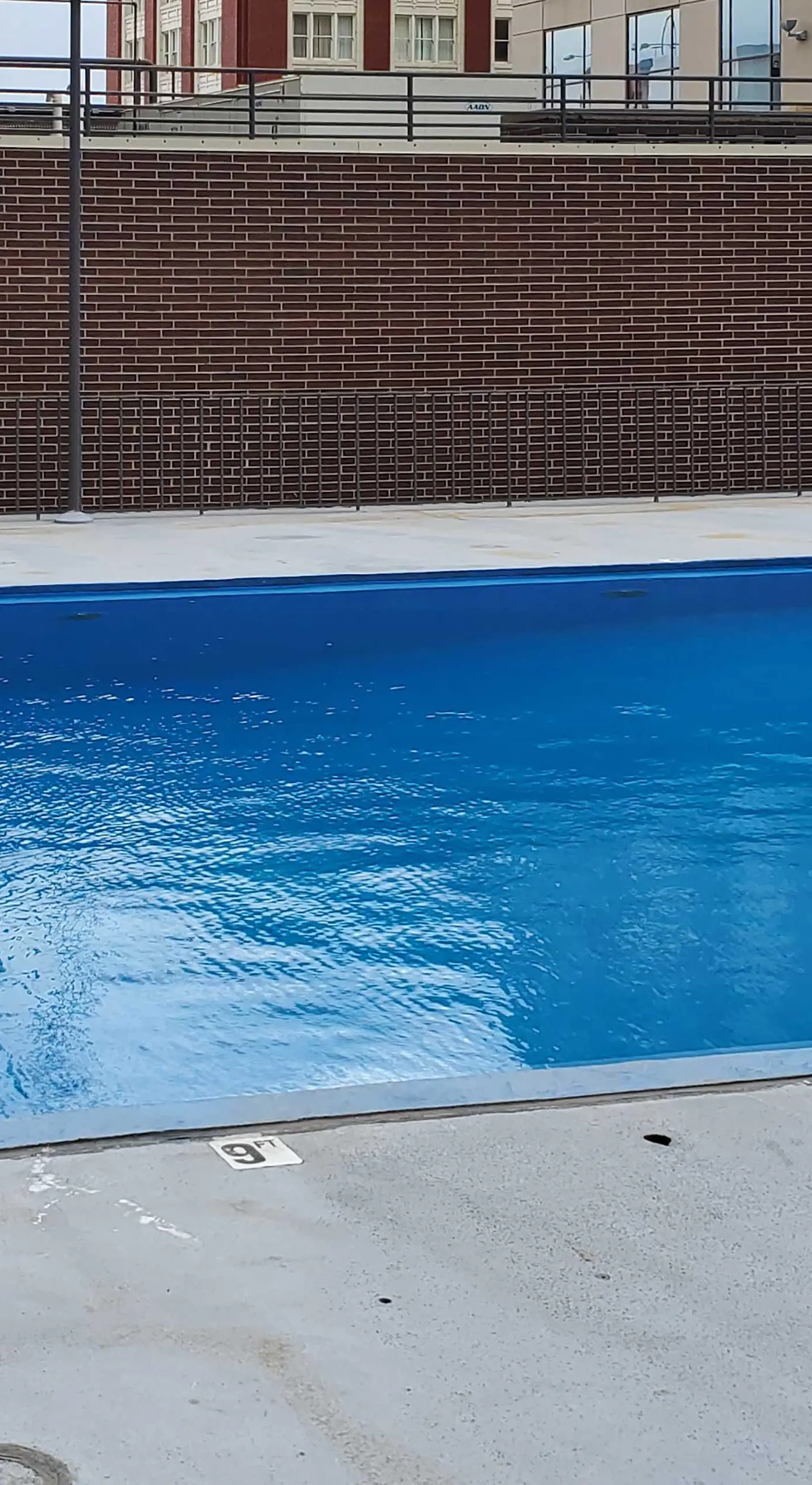 Dtwn Denver Condo: Rooftop Pool & City Views!