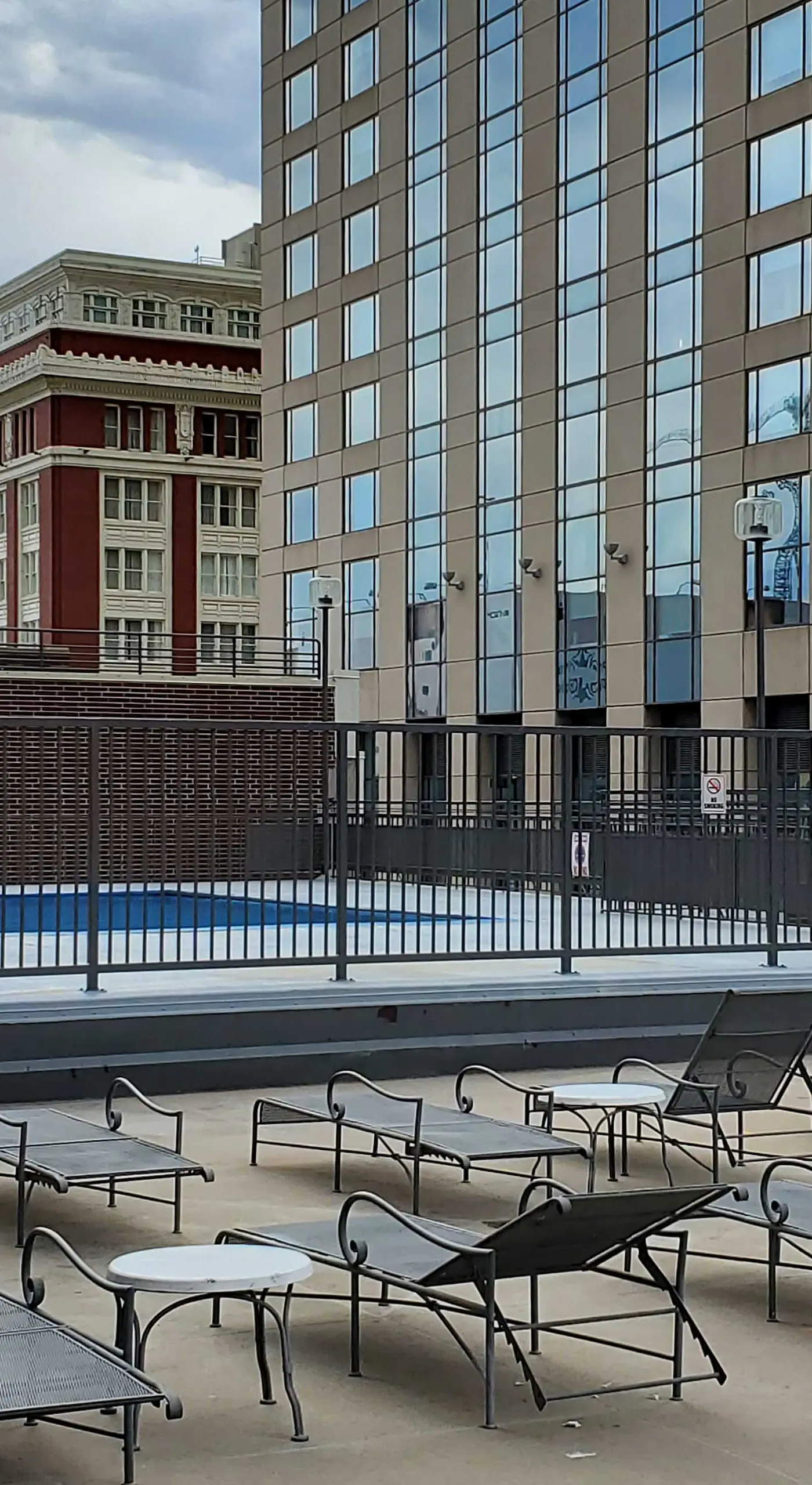 Dtwn Denver Condo: Rooftop Pool & City Views!