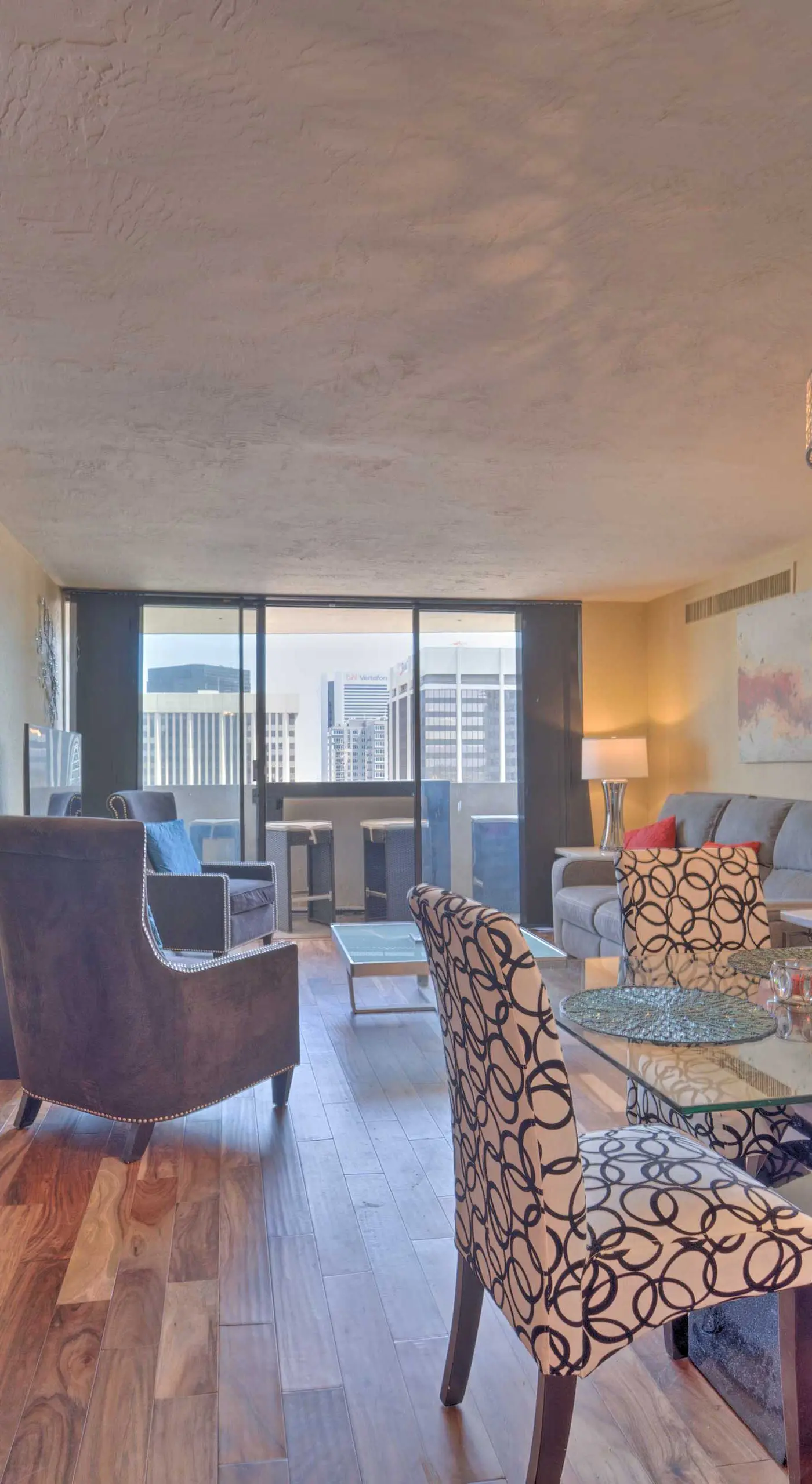 Dtwn Denver Condo: Rooftop Pool & City Views!