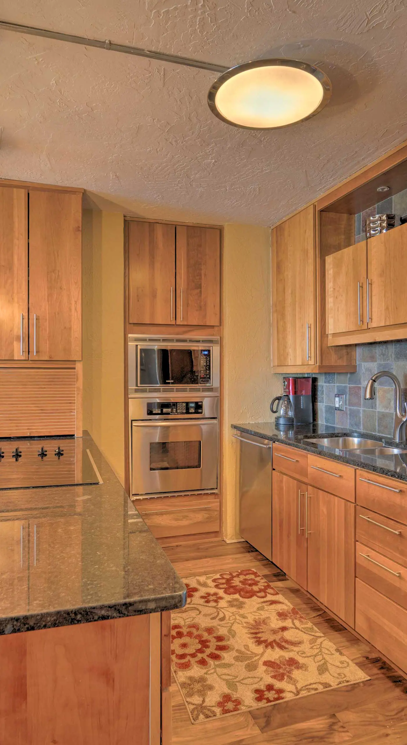 Dtwn Denver Condo: Rooftop Pool & City Views!