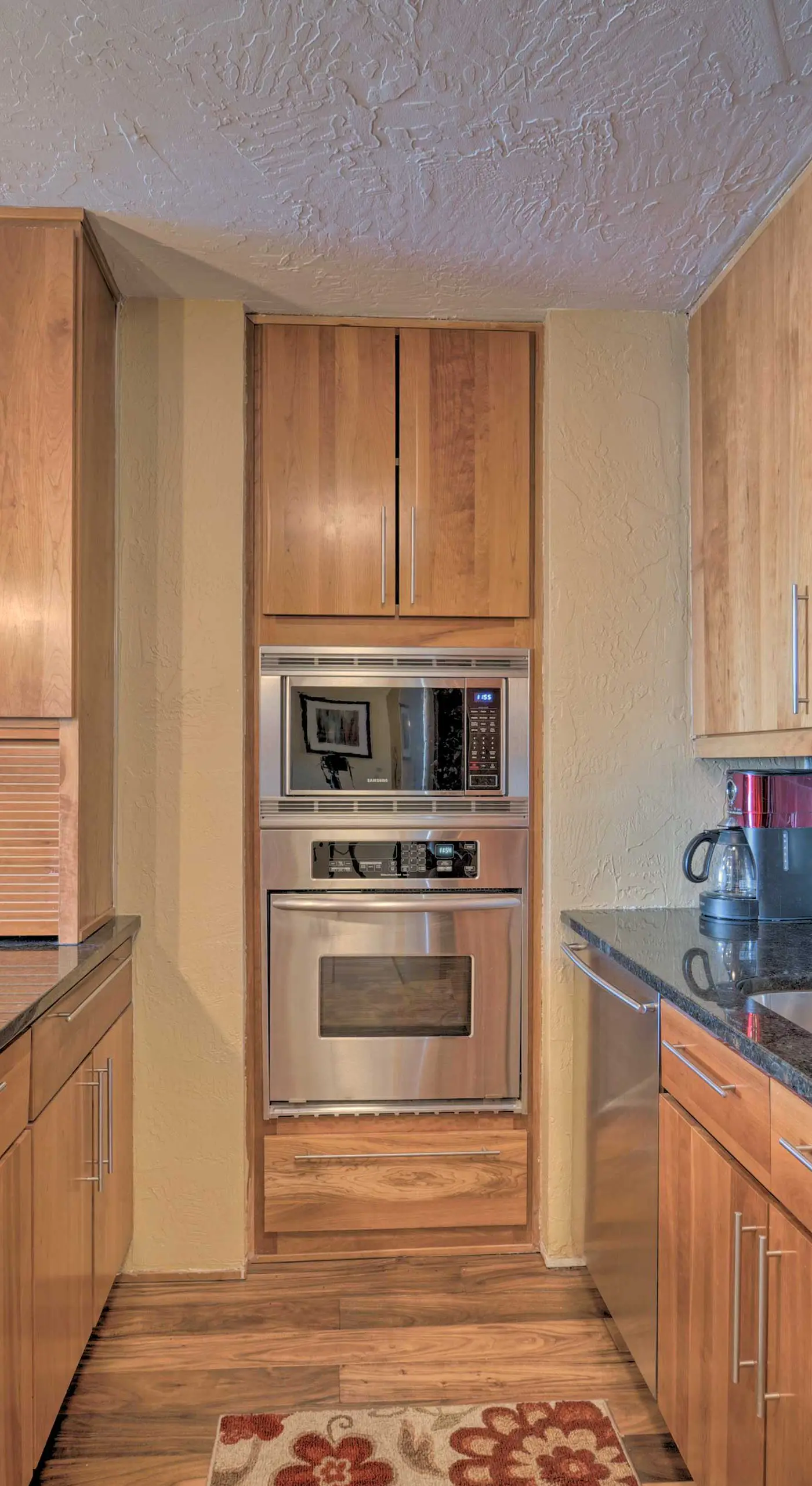 Dtwn Denver Condo: Rooftop Pool & City Views!