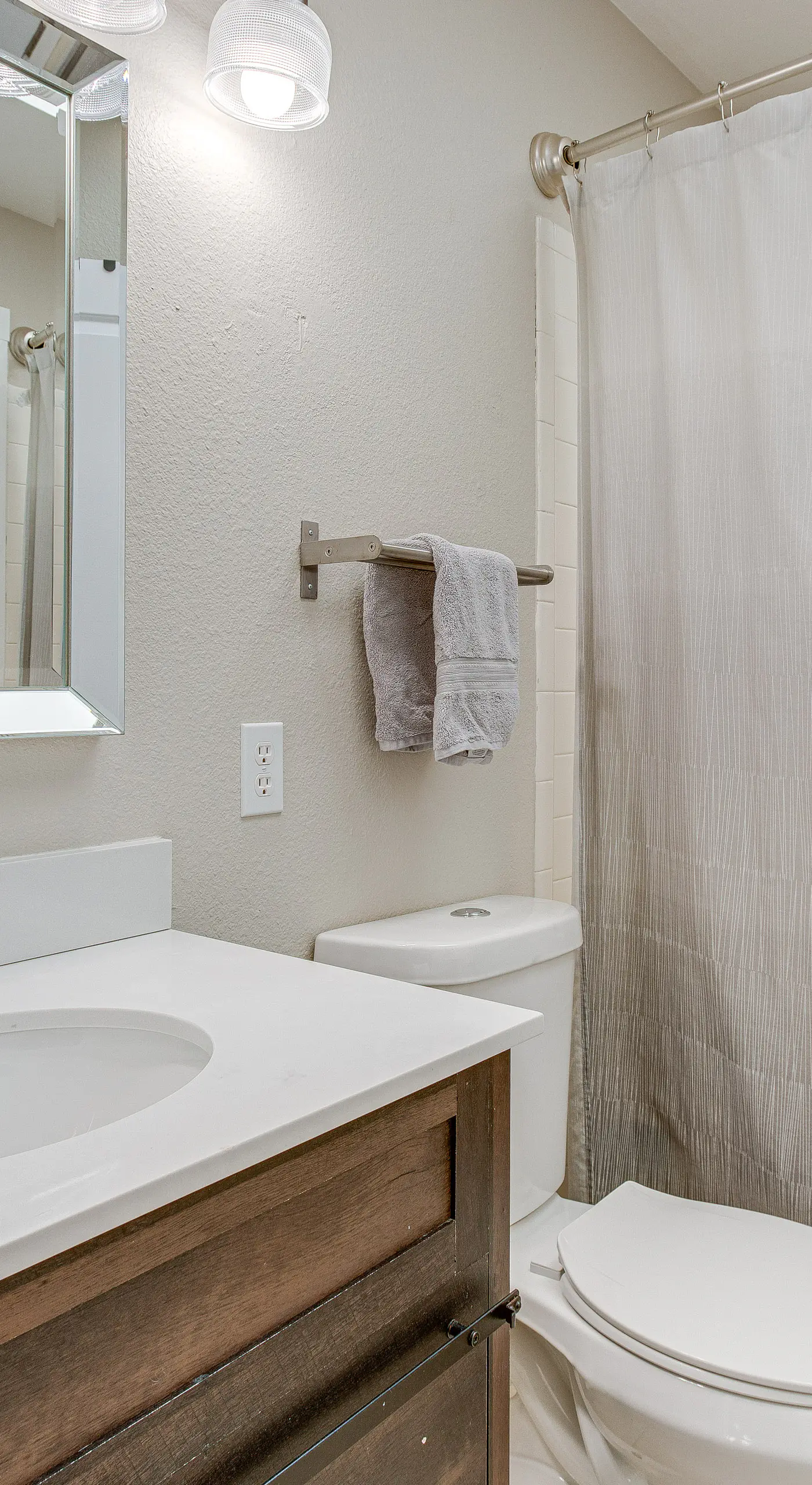6 Mi to Dtwn: Arvada Home w/ Hot Tub & Yard