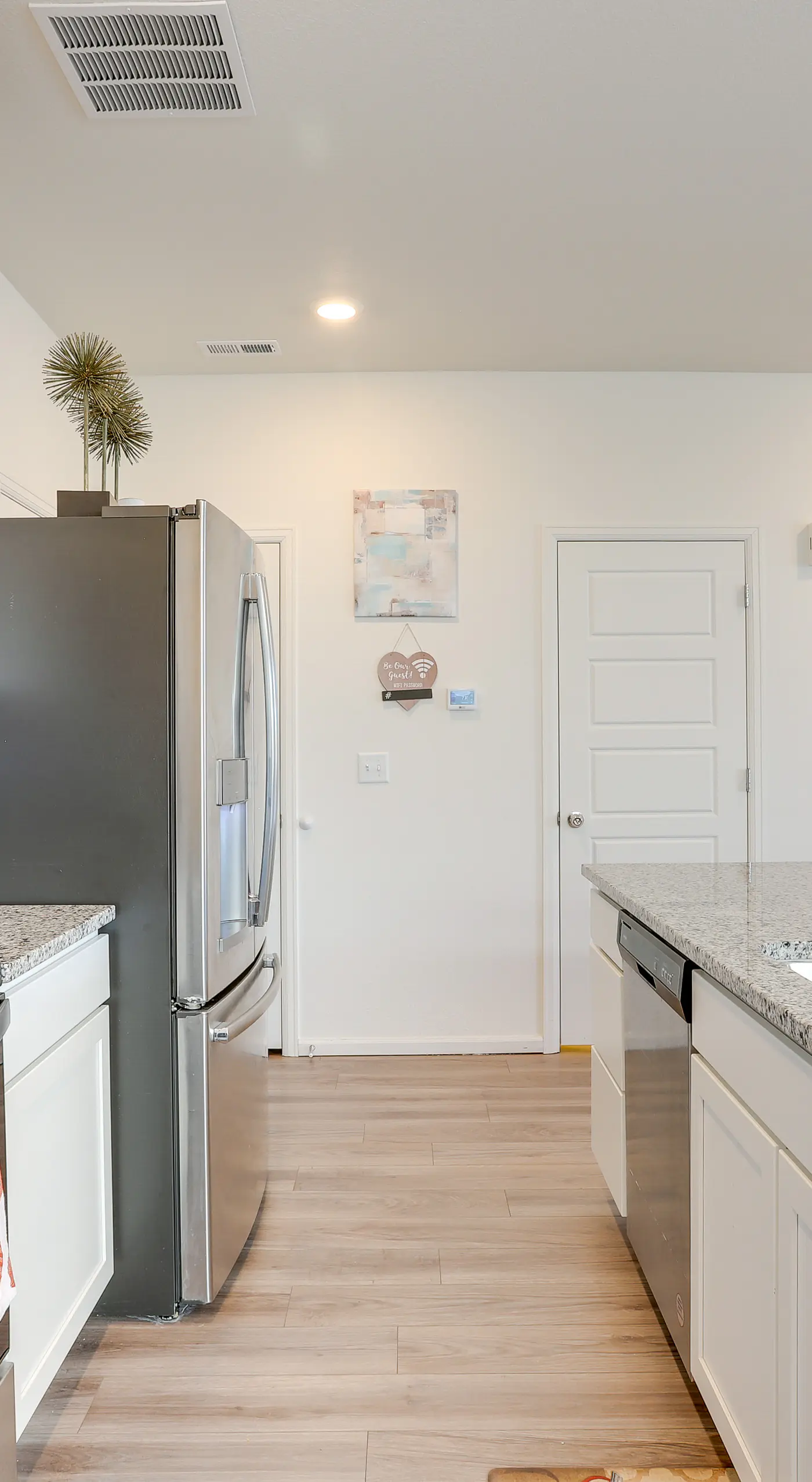 Near Hiking, Golfing & Fishing: Colorado Retreat!