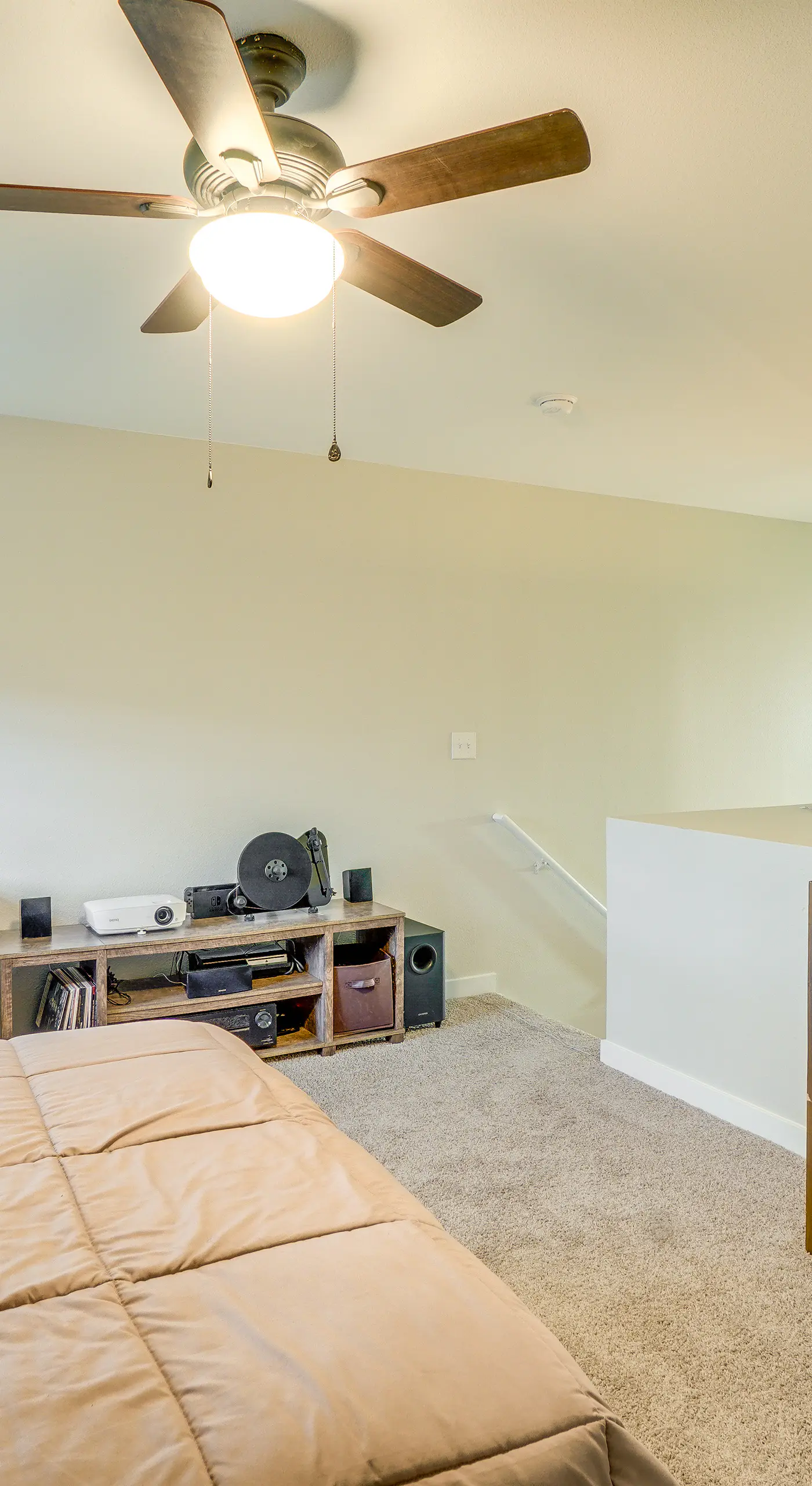 16 Mi to DIA: Townhome w/ Fireplace in Aurora