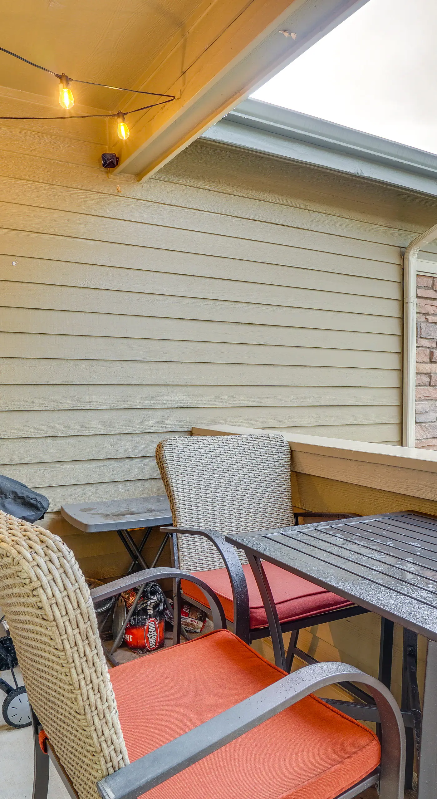 16 Mi to DIA: Townhome w/ Fireplace in Aurora