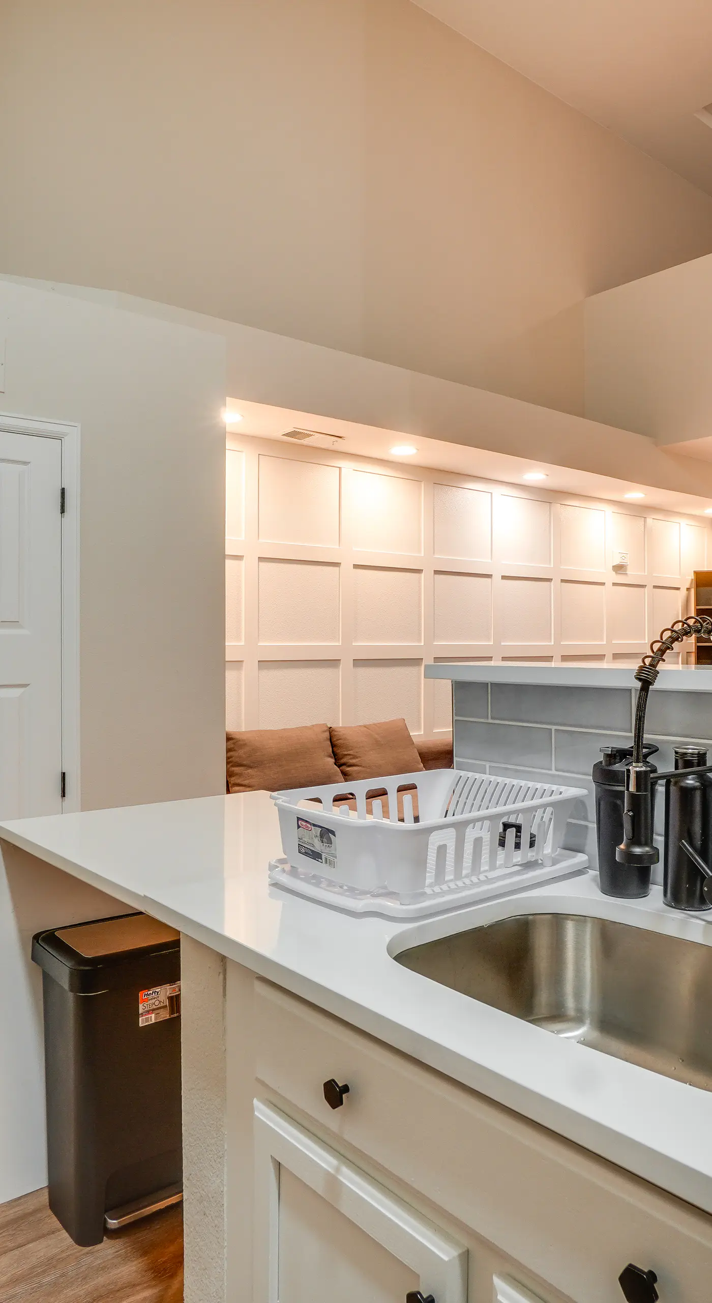 16 Mi to DIA: Townhome w/ Fireplace in Aurora