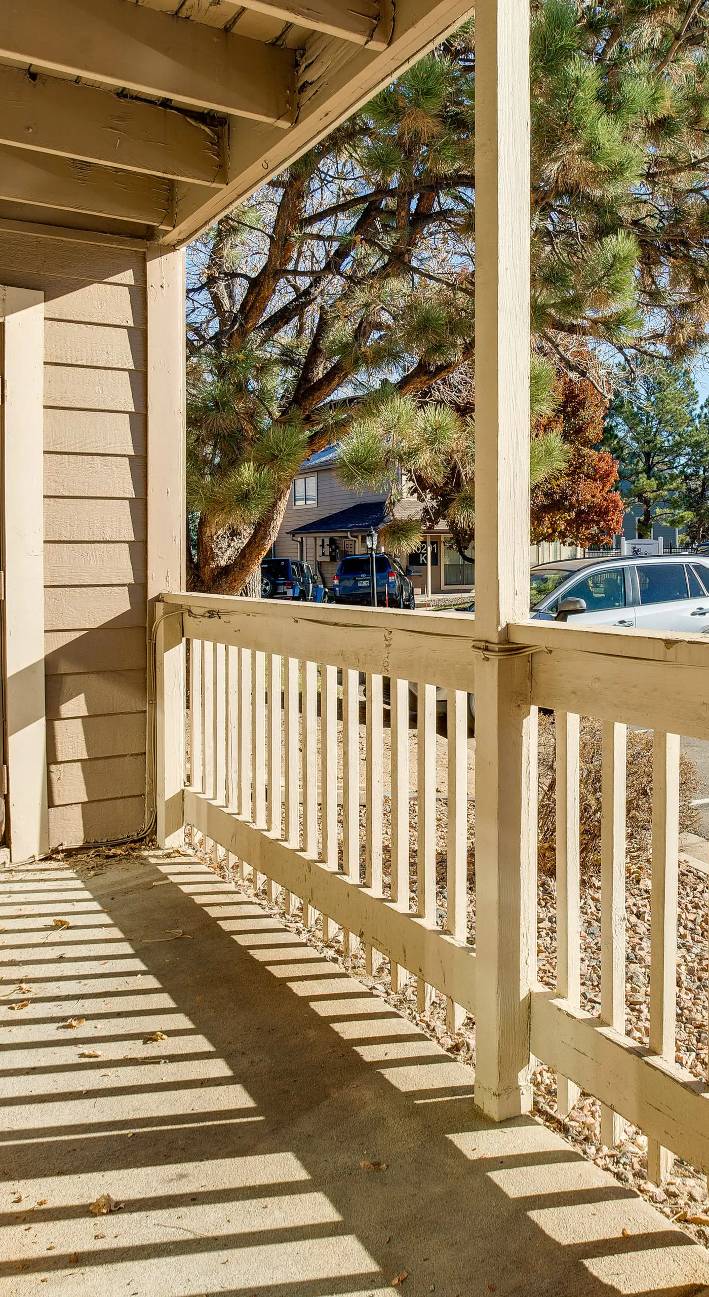 1 Mi to Light Rail: Englewood Condo w/ Pool Access