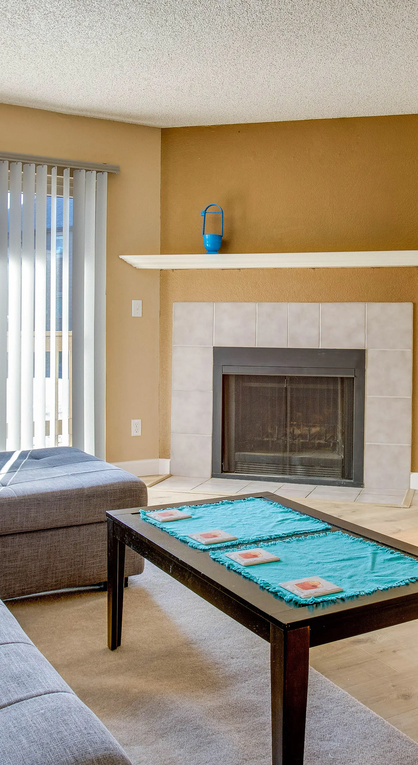 1 Mi to Light Rail: Englewood Condo w/ Pool Access