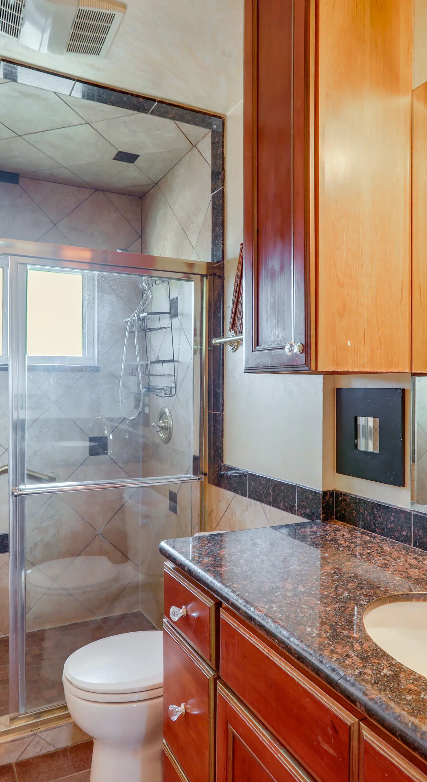 5 Mi to Dtwn Denver: Pet-Friendly Home w/ Patio