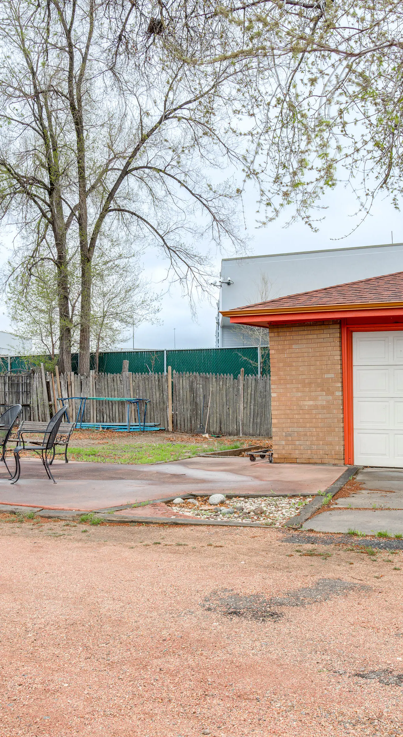 5 Mi to Dtwn Denver: Pet-Friendly Home w/ Patio