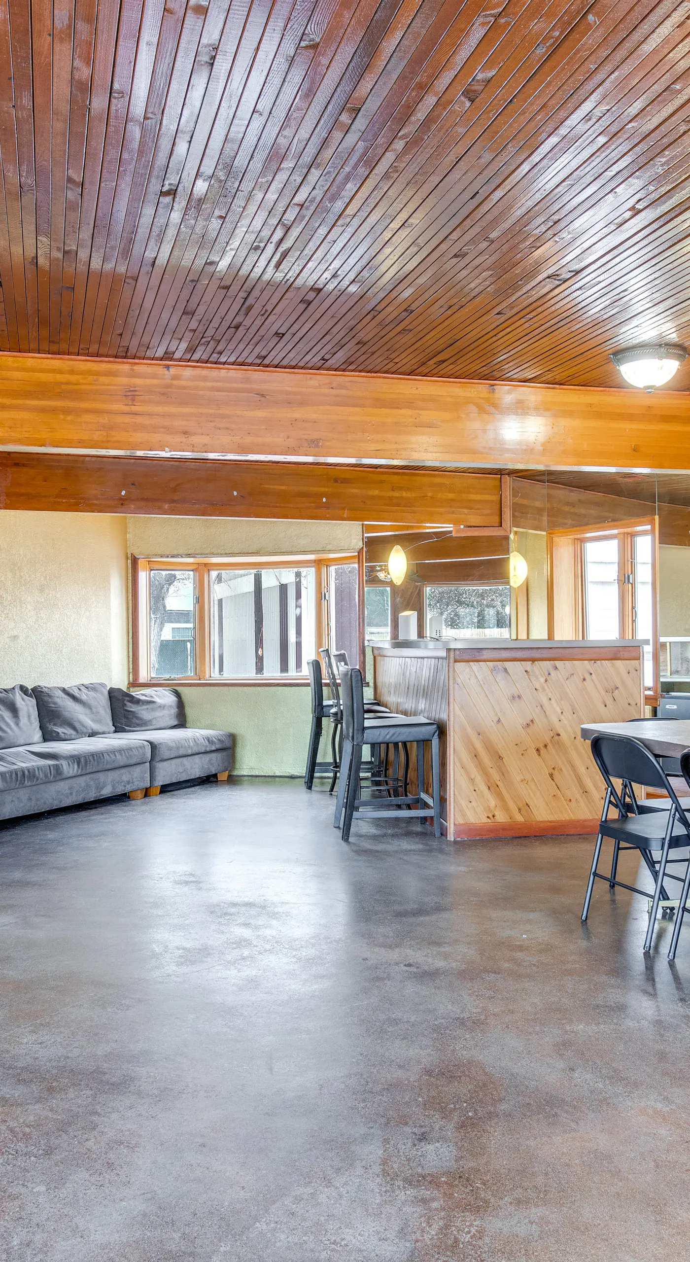 5 Mi to Dtwn Denver: Pet-Friendly Home w/ Patio