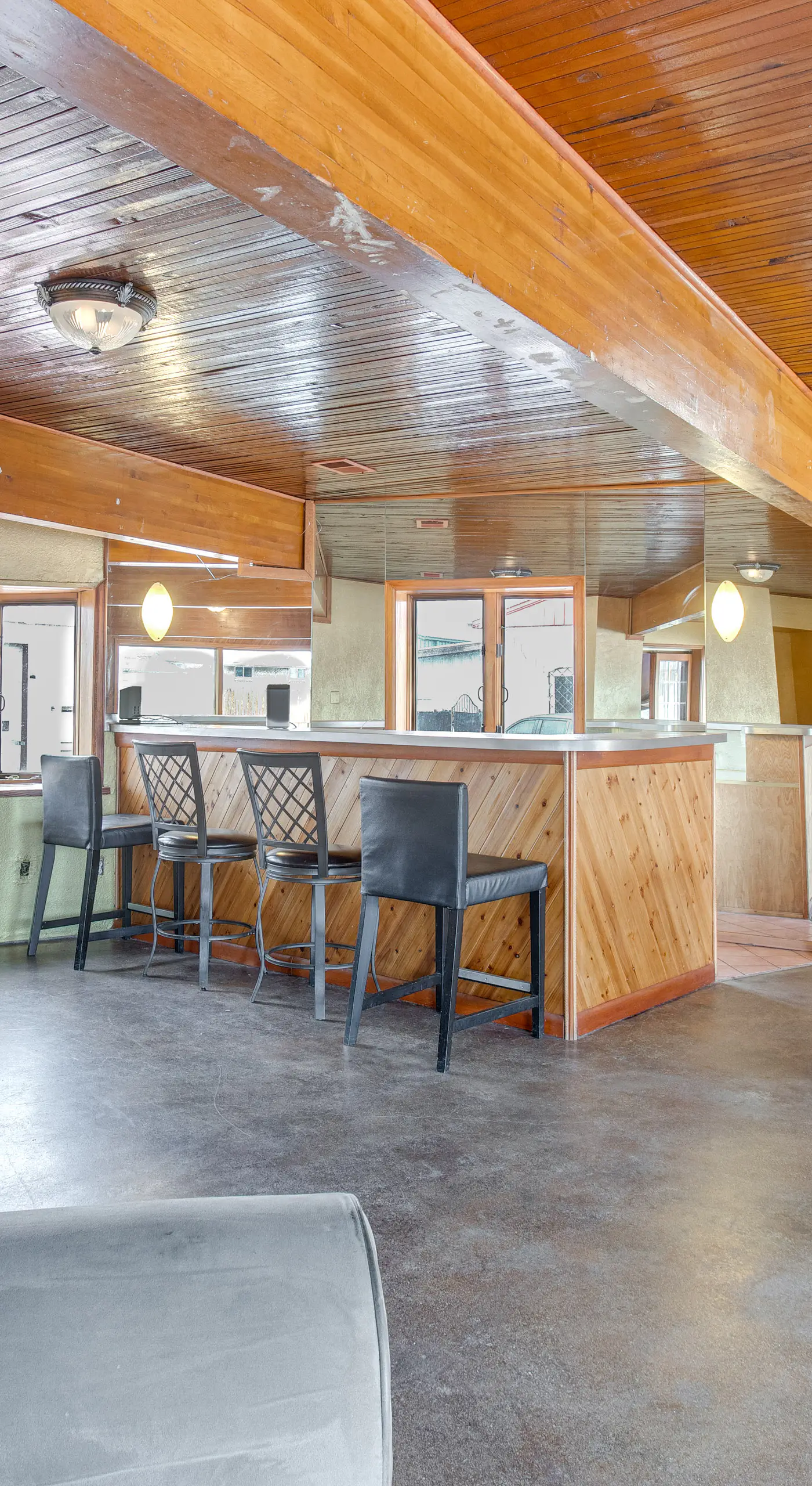 5 Mi to Dtwn Denver: Pet-Friendly Home w/ Patio