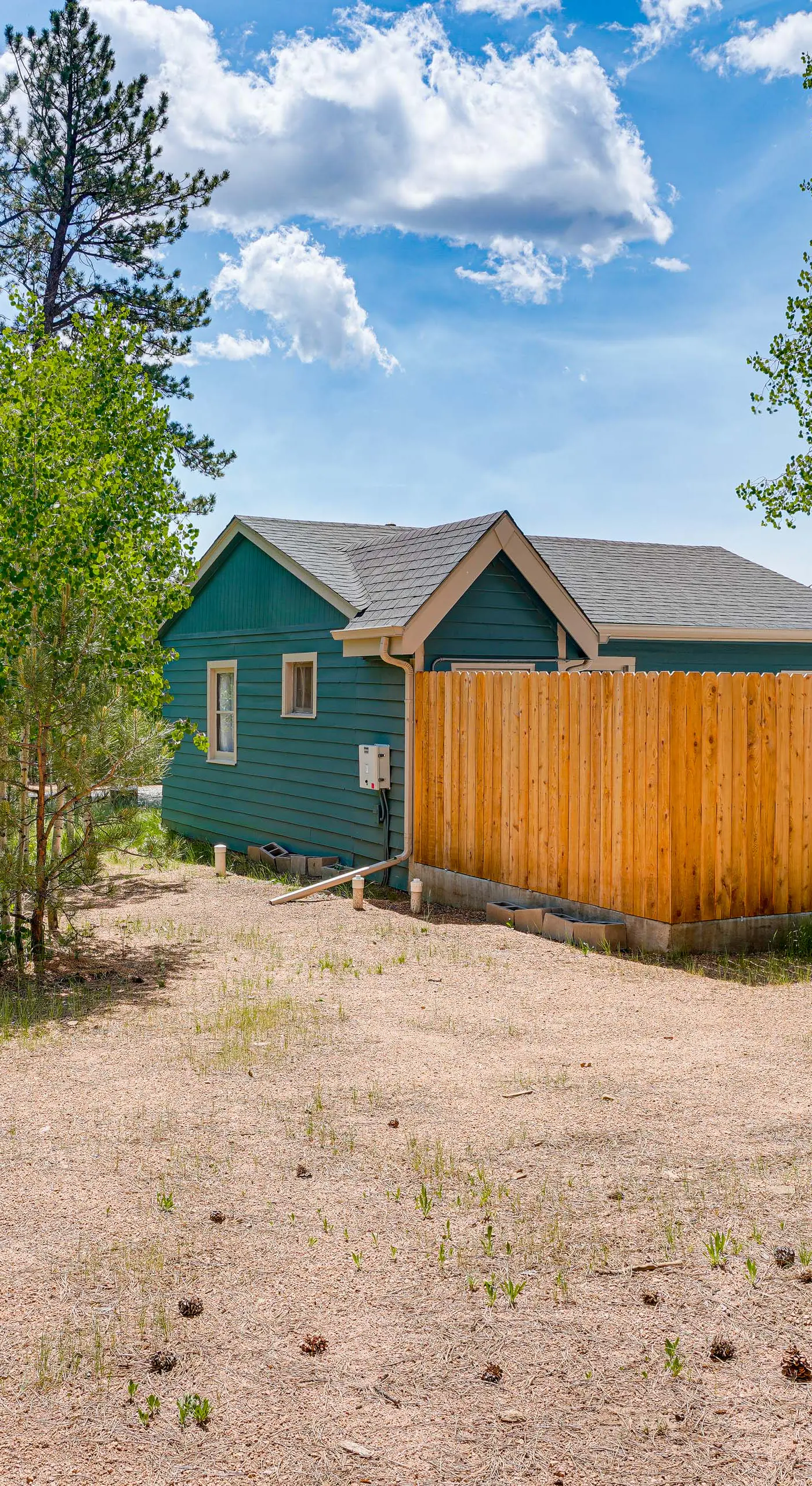 Patio & Hot Tub: Cozy Cabin Retreat in Bailey!