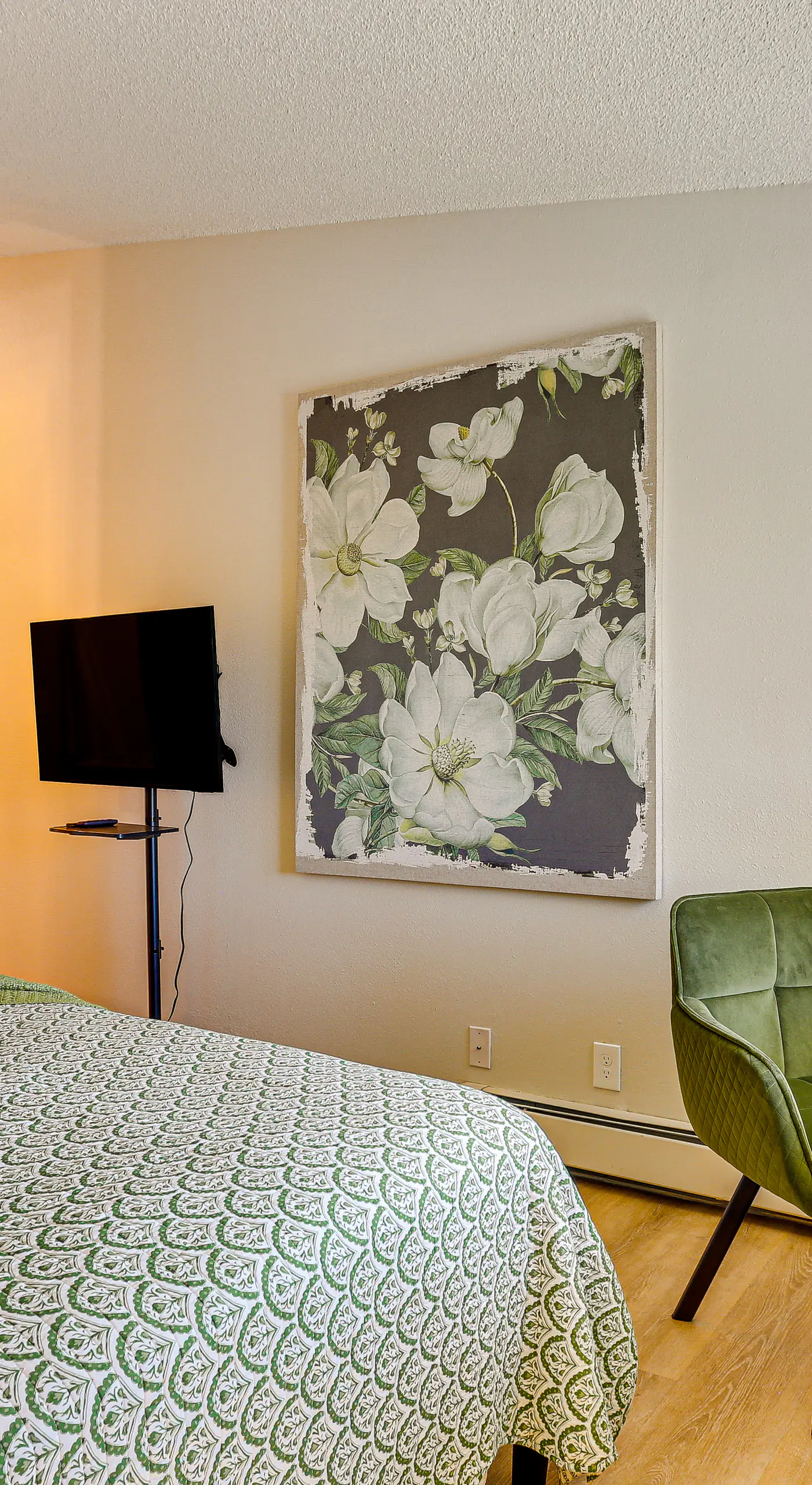 1 Mi to Dtwn: Condo w/ Pool Access in Castle Rock