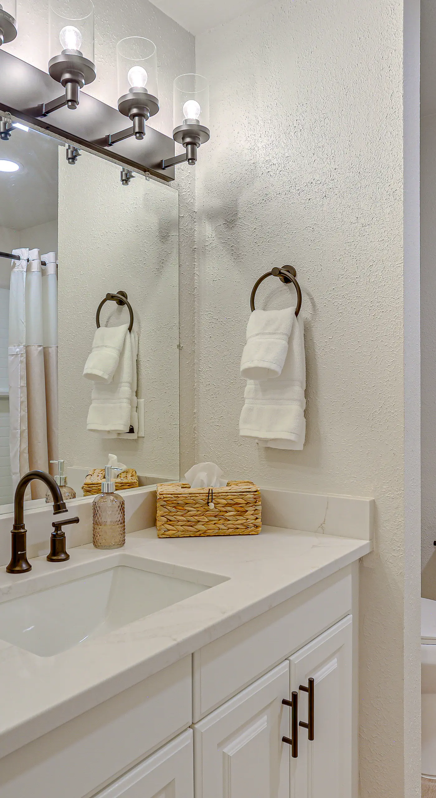 1 Mi to Dtwn: Condo w/ Pool Access in Castle Rock