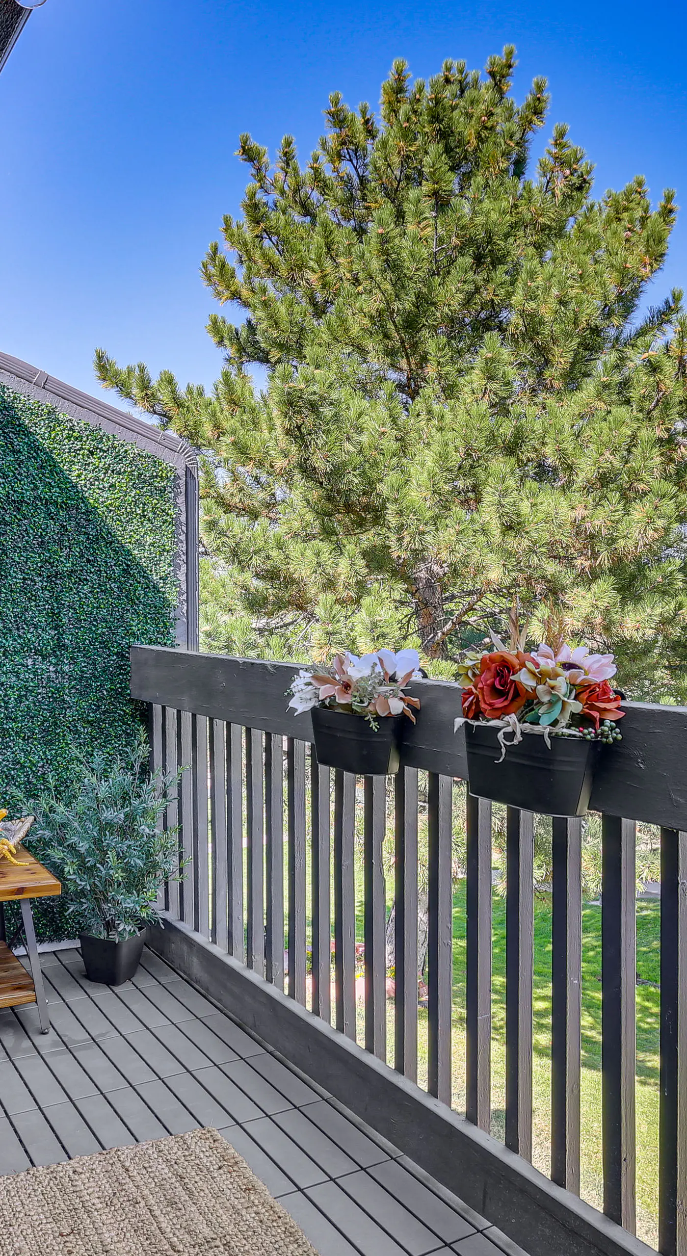 1 Mi to Dtwn: Condo w/ Pool Access in Castle Rock