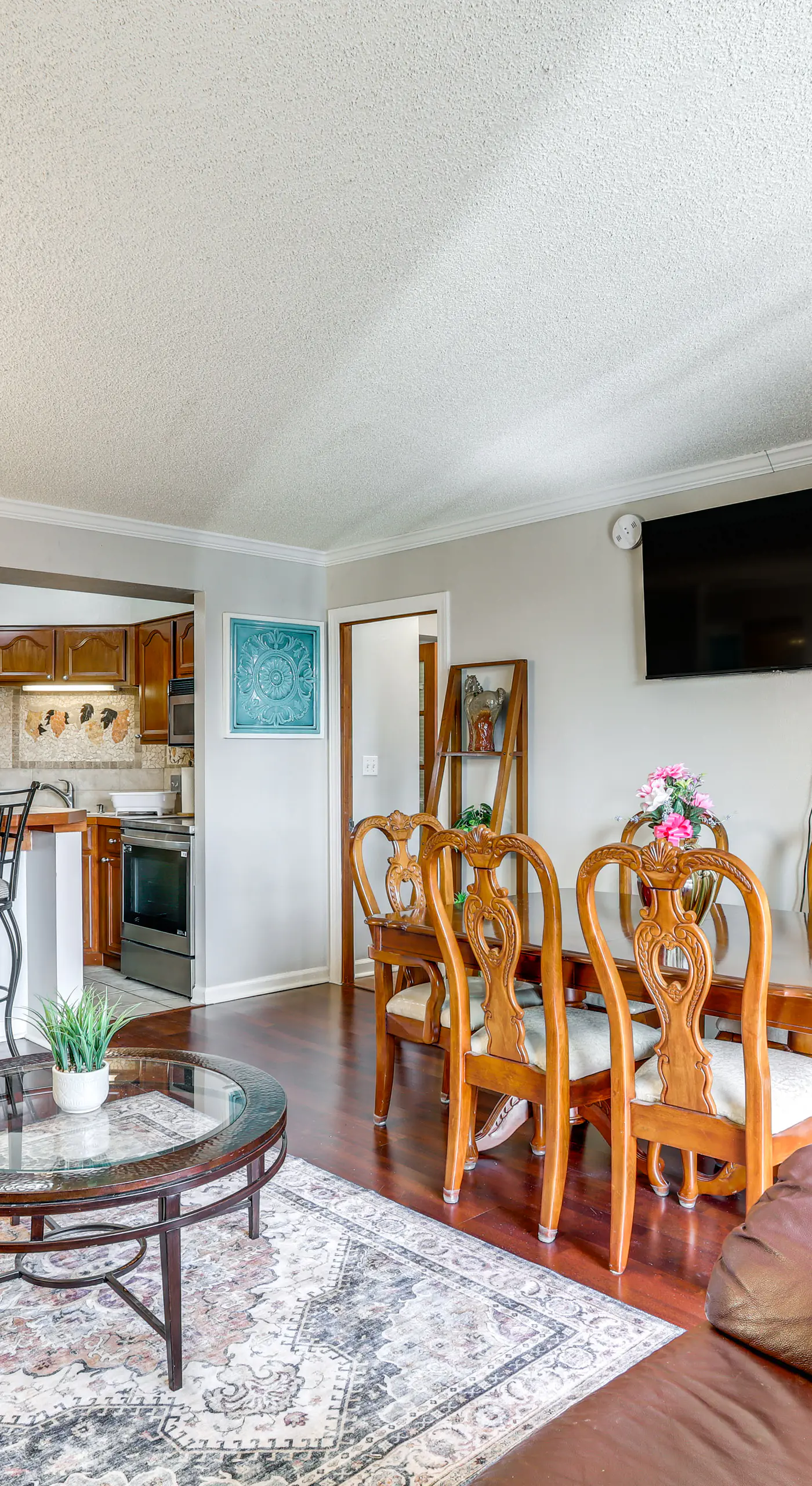 < 1 Mi to Downtown Denver: Condo w/ Pool Access!
