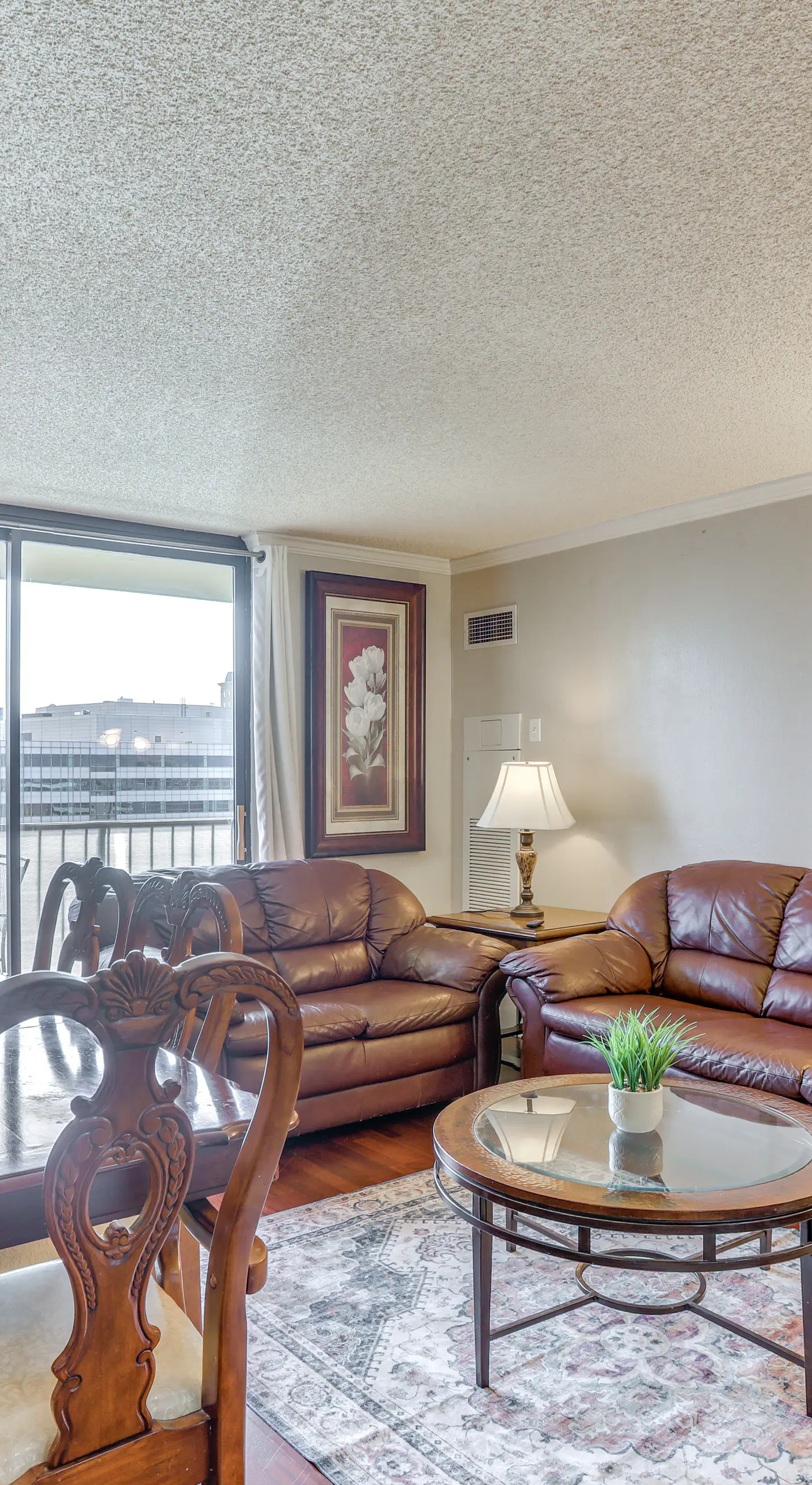 < 1 Mi to Downtown Denver: Condo w/ Pool Access!