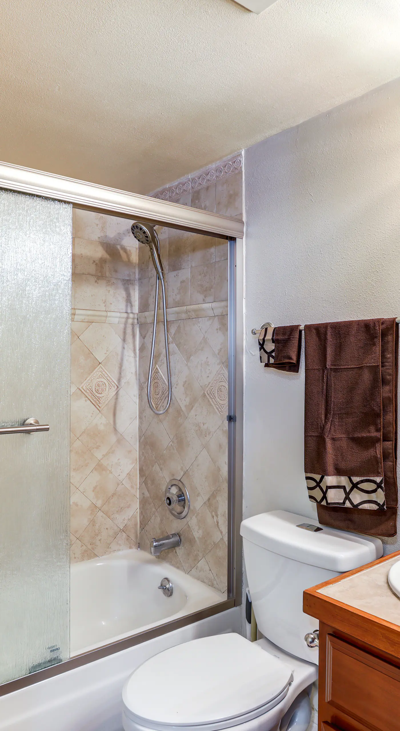 < 1 Mi to Downtown Denver: Condo w/ Pool Access!