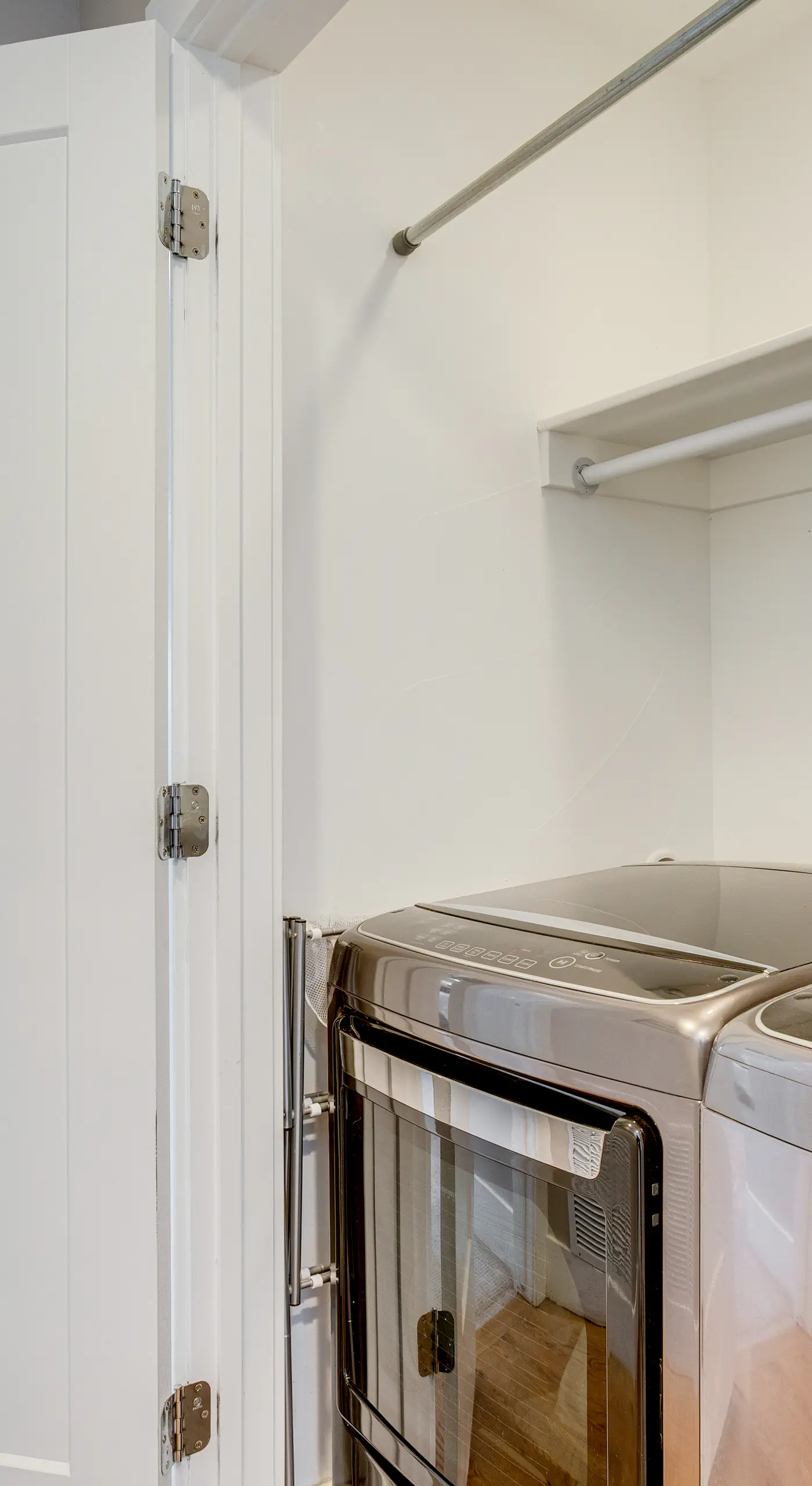 1 Mi to Dtwn Denver: Sleek Duplex w/ Rooftop Deck!