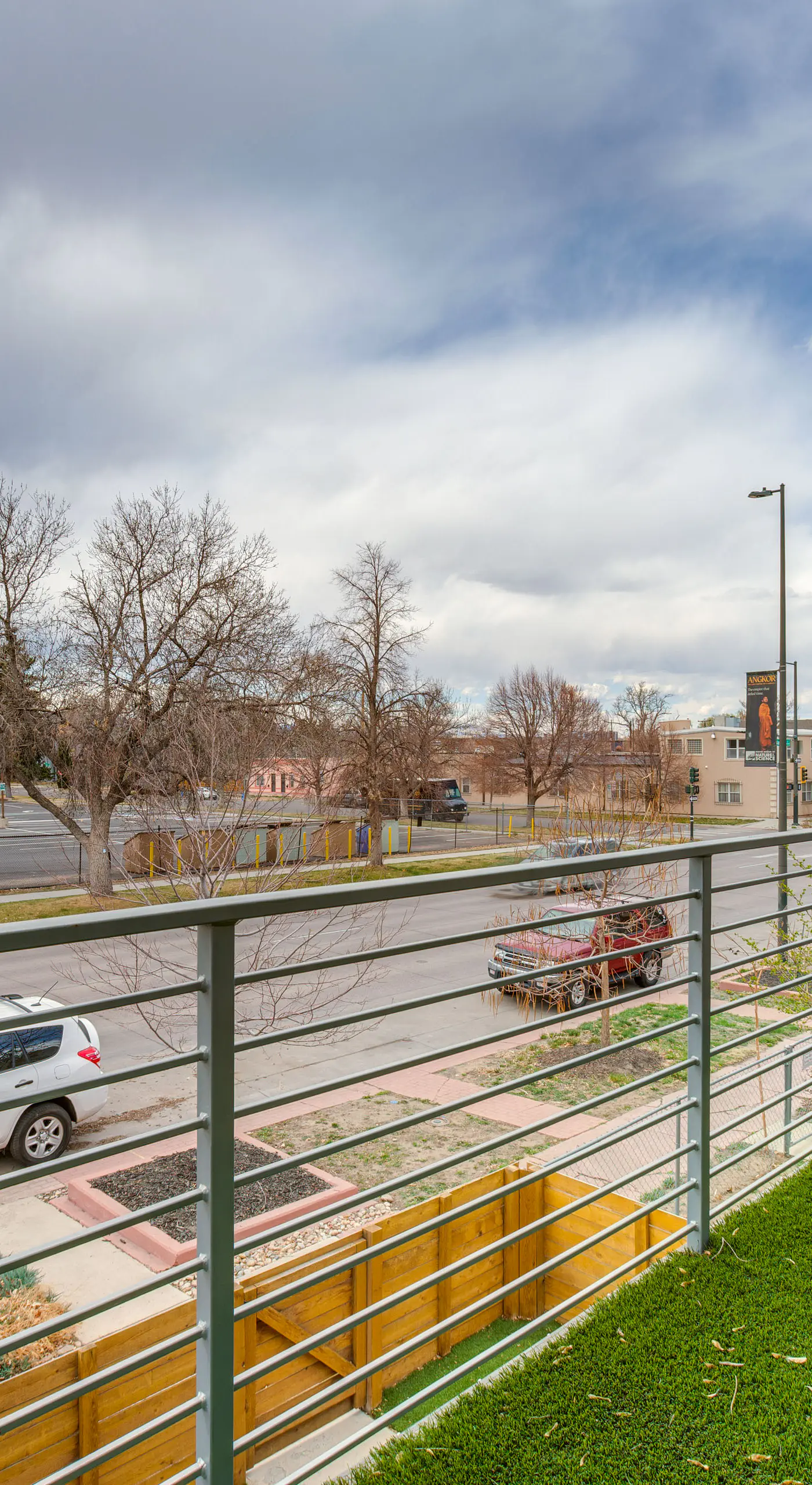1 Mi to Dtwn Denver: Sleek Duplex w/ Rooftop Deck!